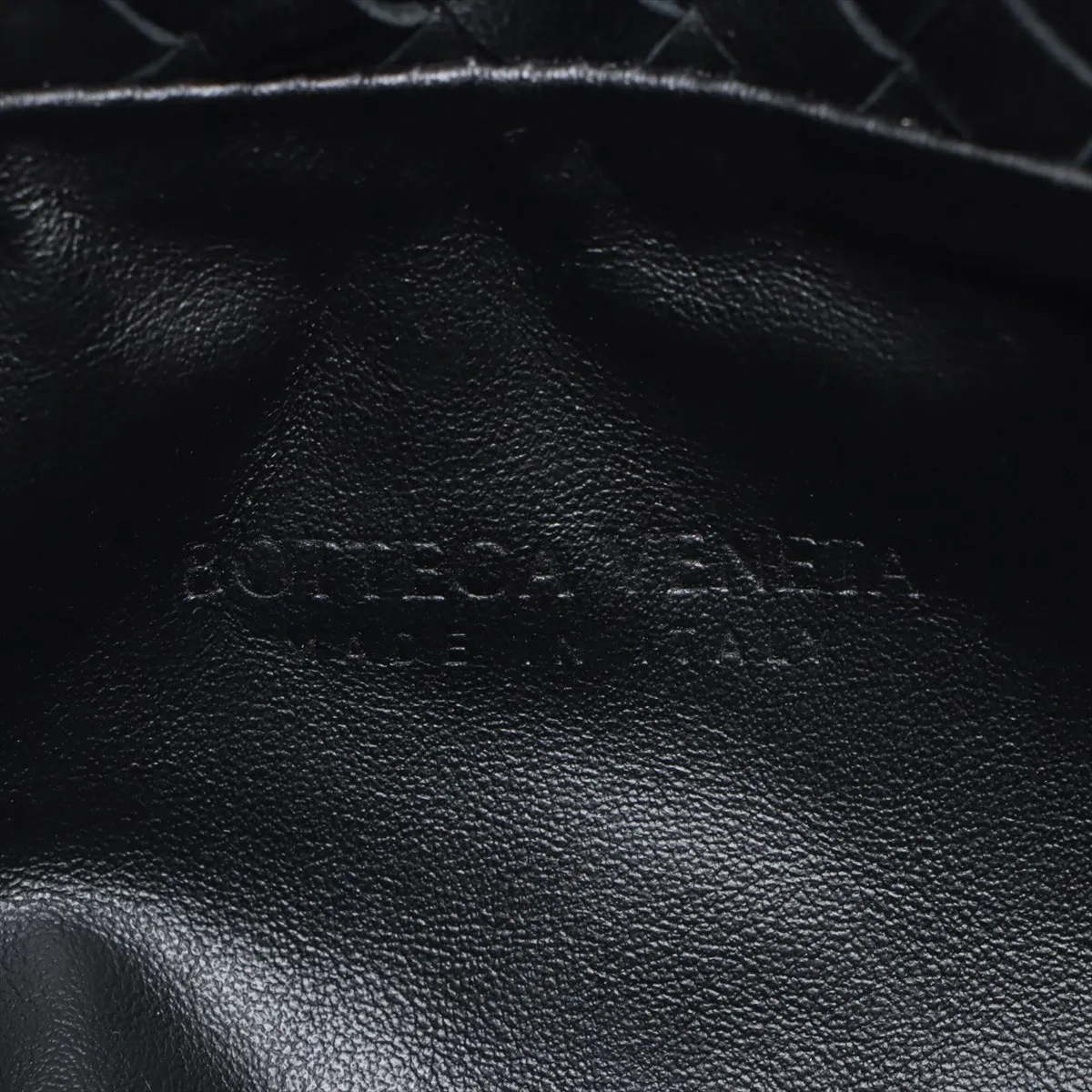 Intrecciato Mini The Valve Leather Shoulder Bag Black — view 7