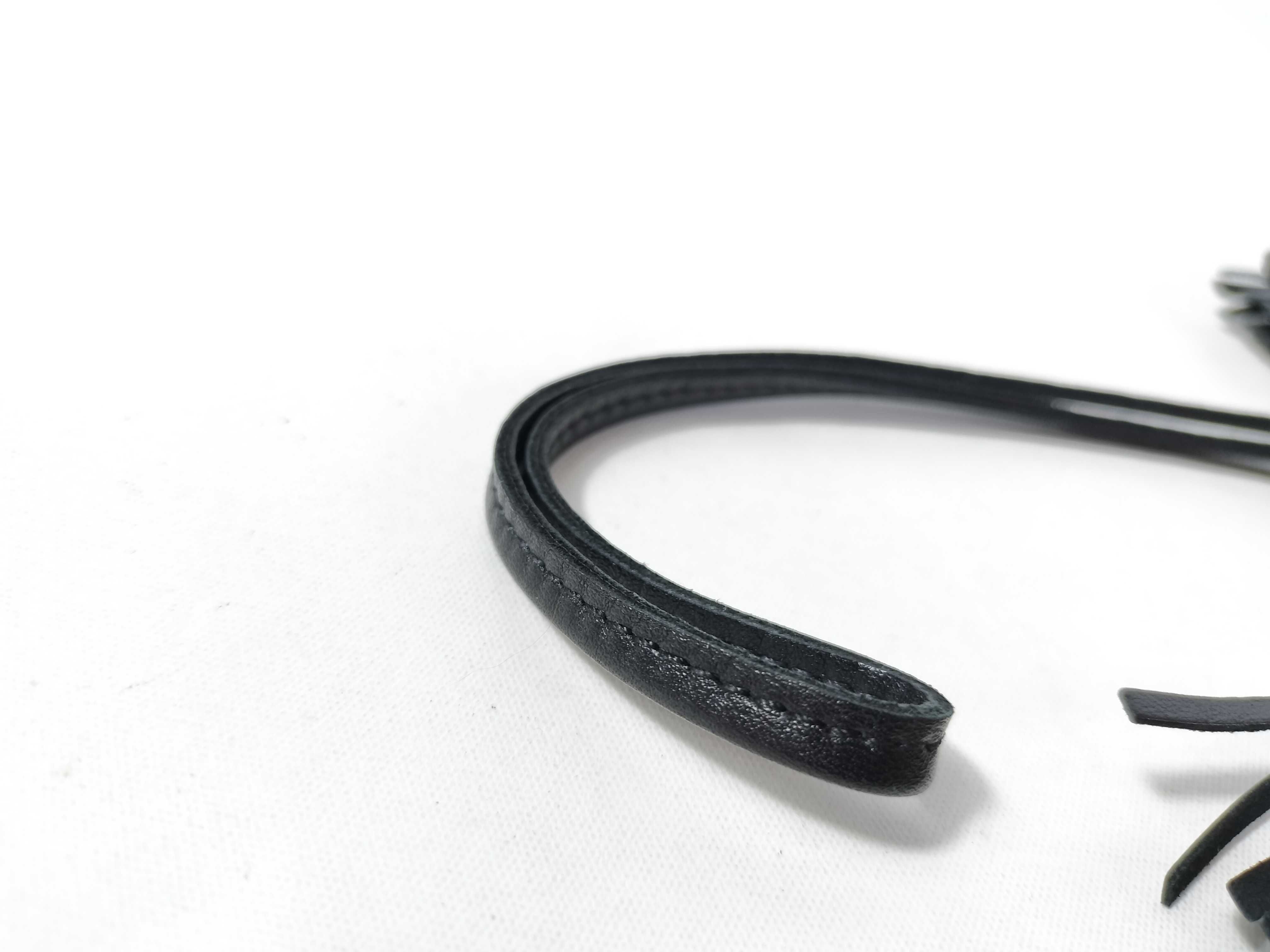 Rodeo Charm MM (A stamp) - Charm in Agneau Milo leather, so black. Other accessories. — view 8