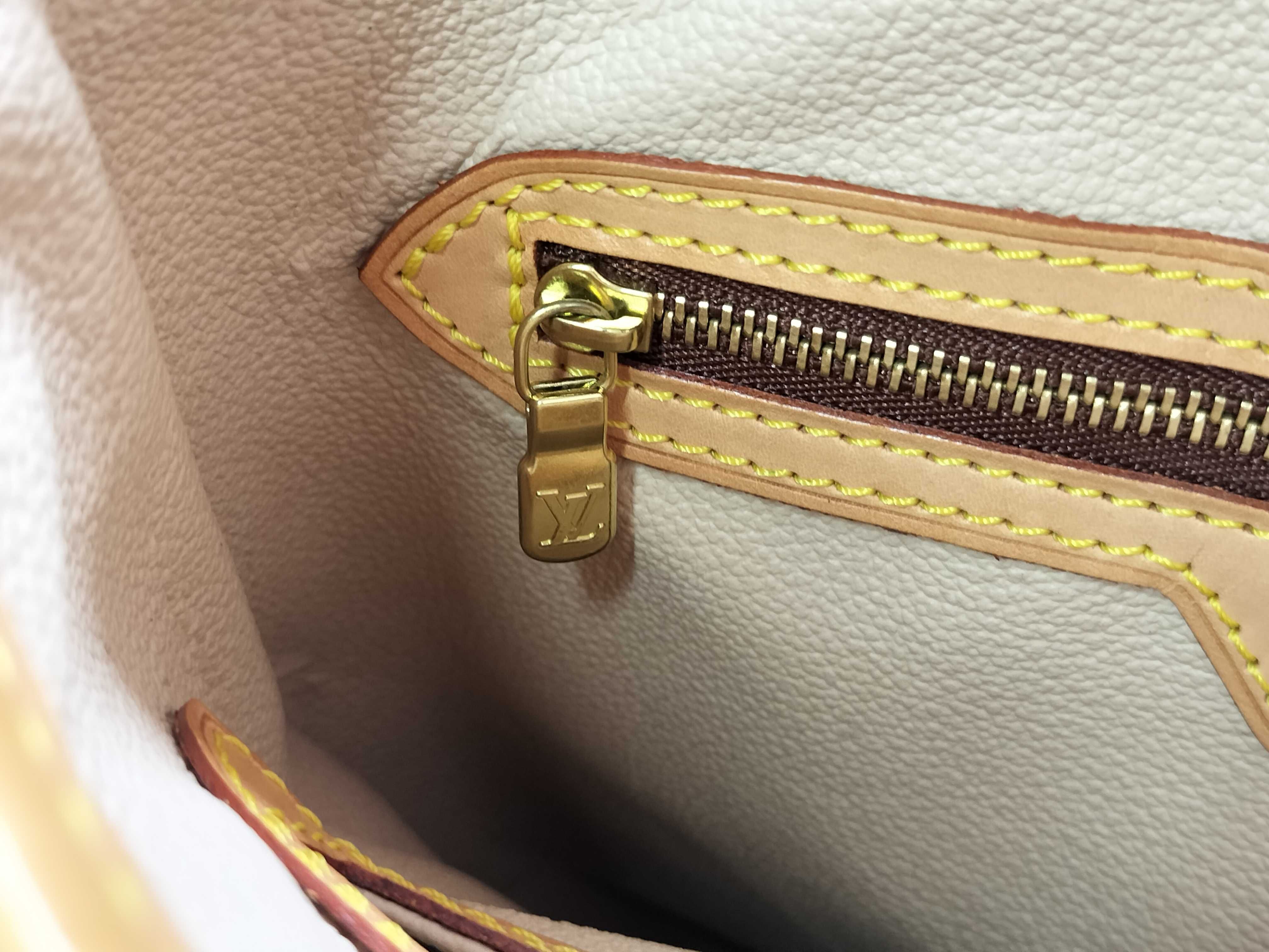Monogram Bucket PM M42238 FL0091 Brown Tote Bag — view 11