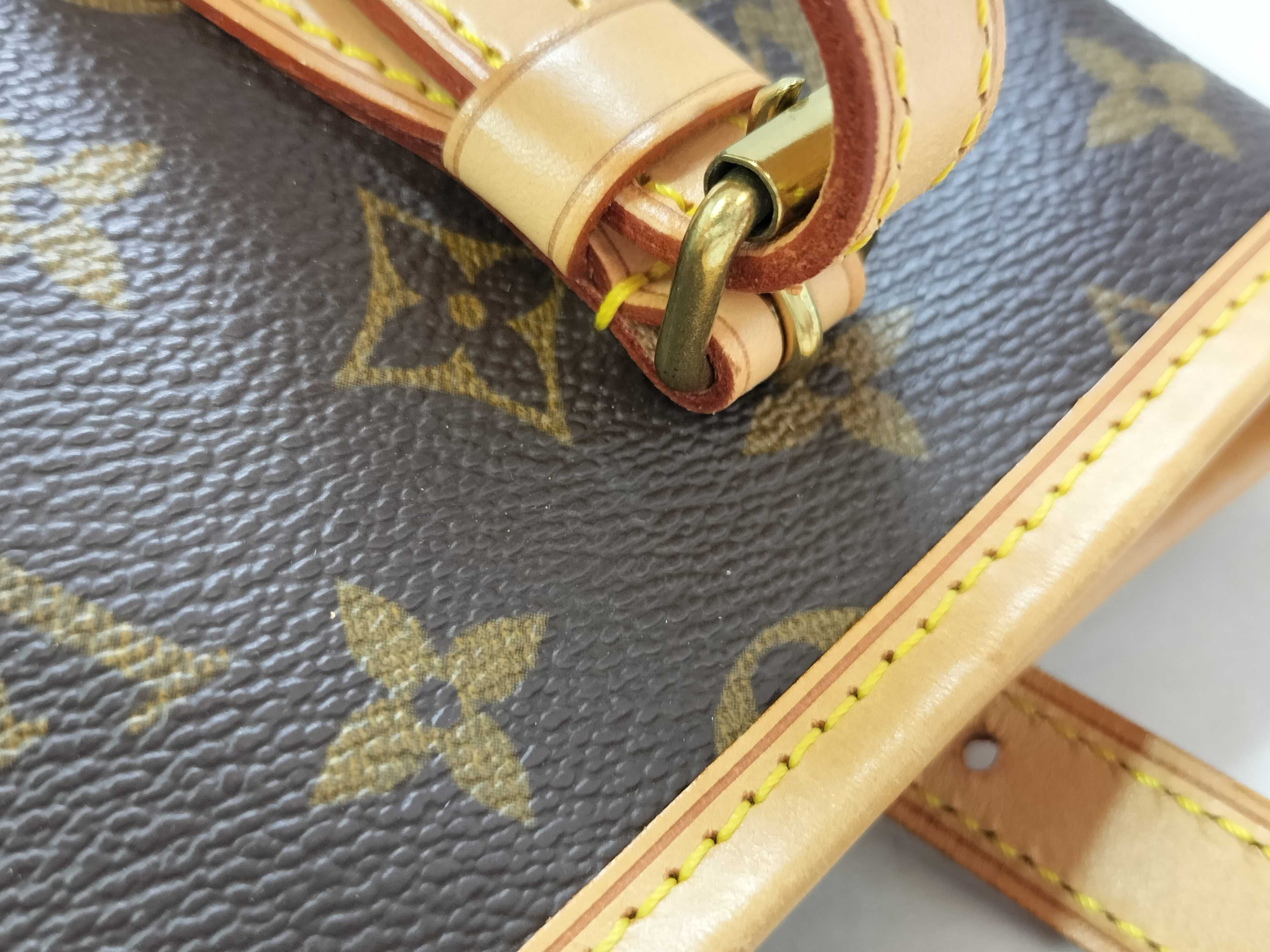 Monogram Bucket PM M42238 FL0091 Brown Tote Bag — view 5