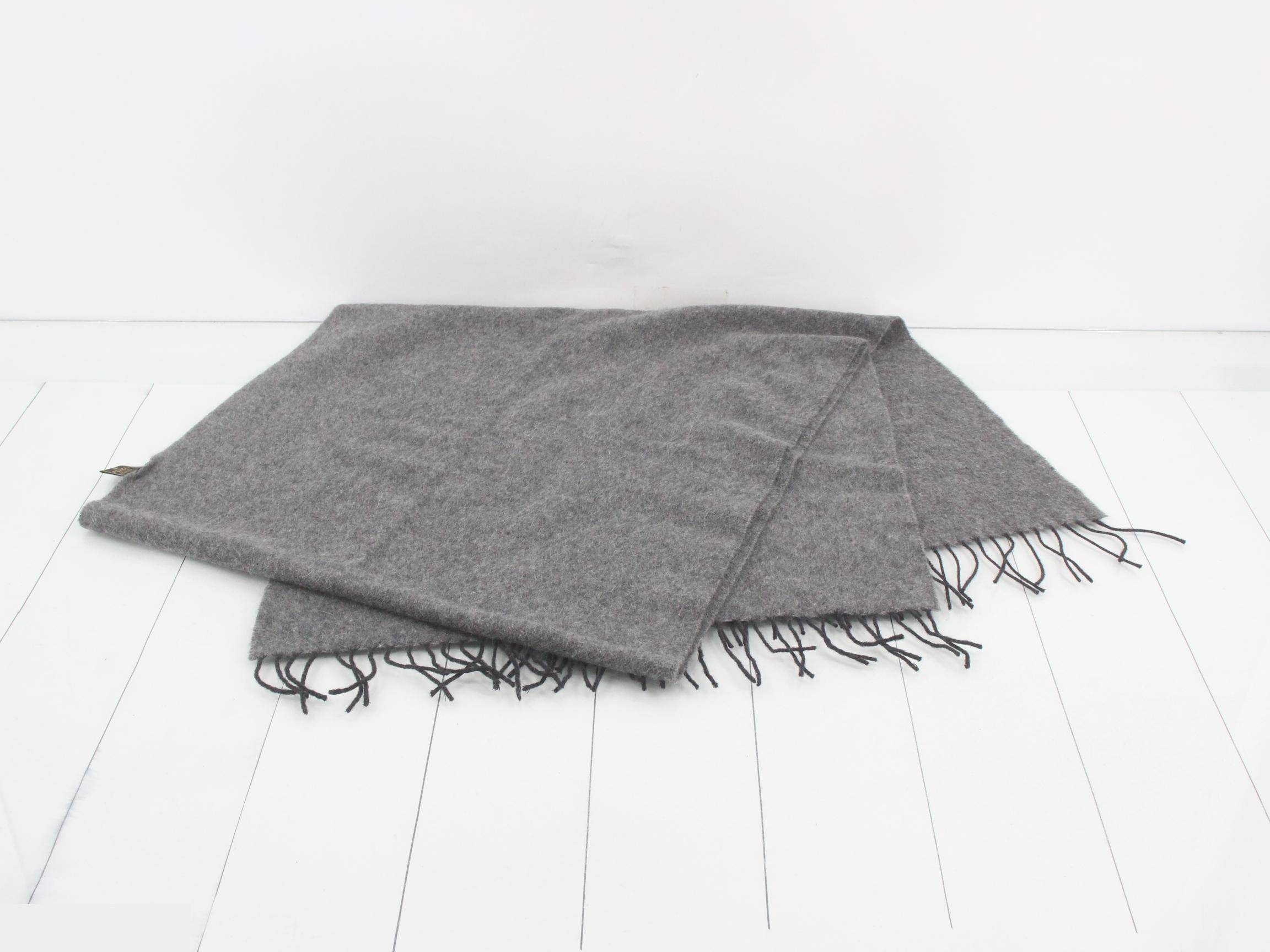 logo scarf with tags — view 3