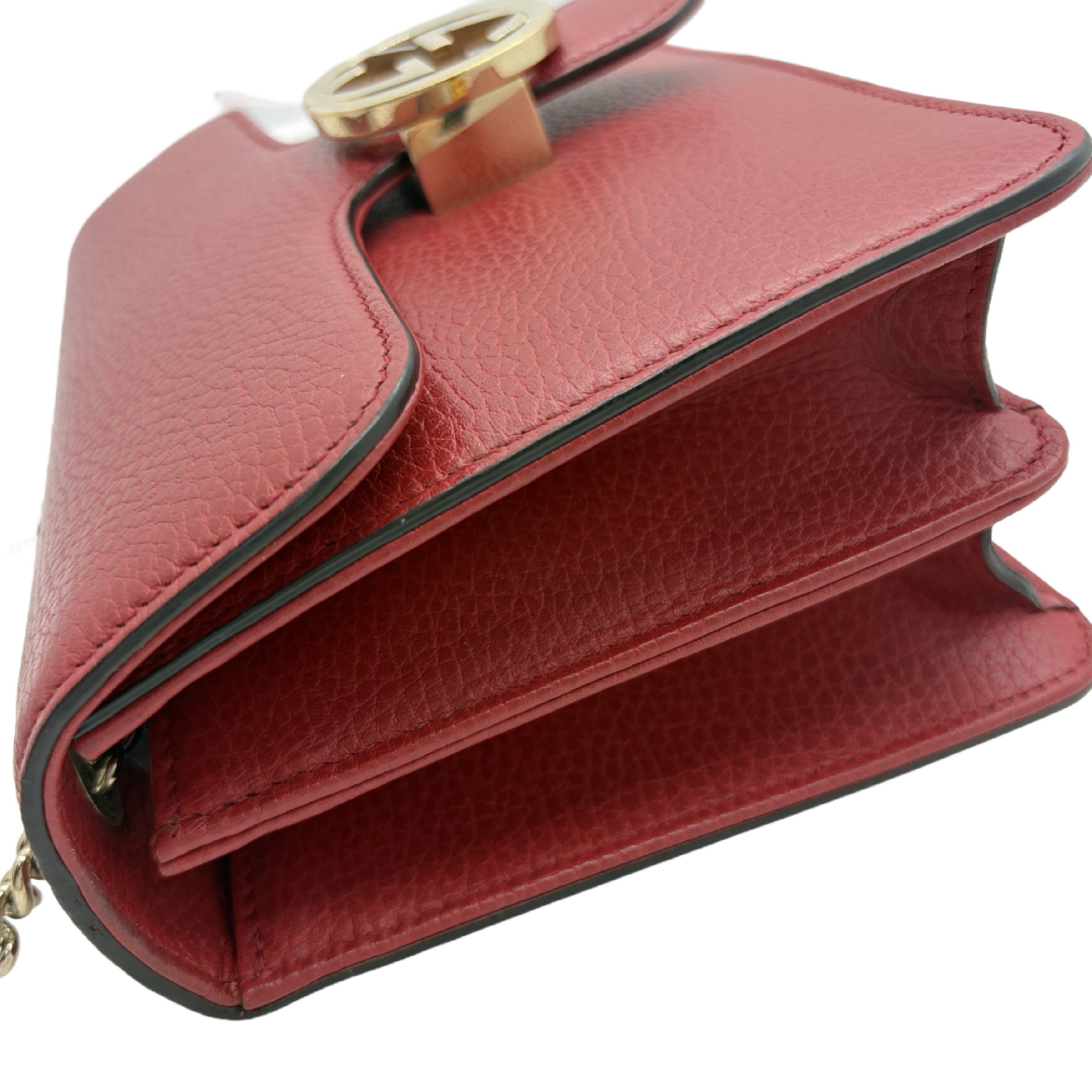 Interlocking G Leather Chain Shoulder Bag — view 3