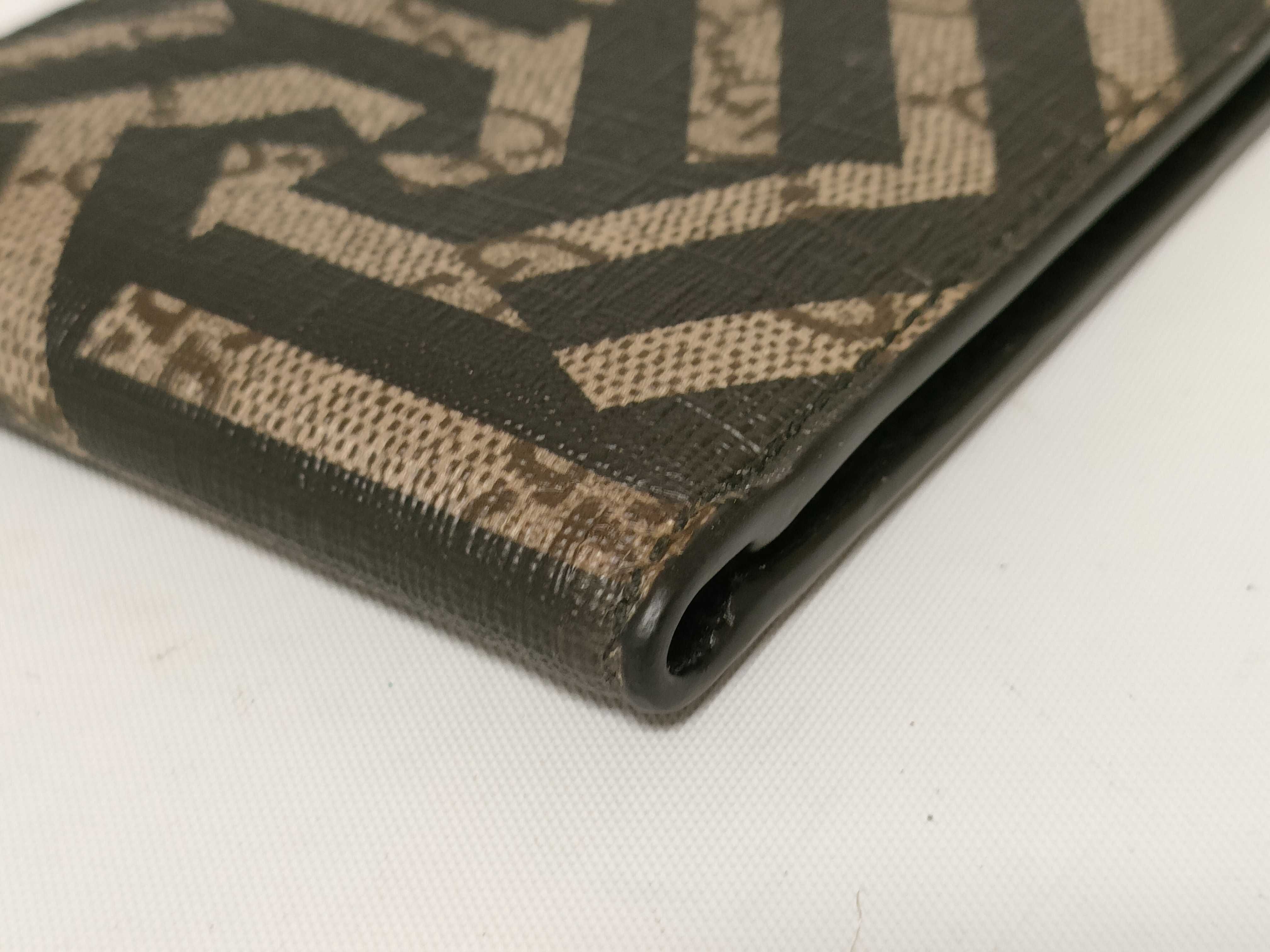 wallet — view 4
