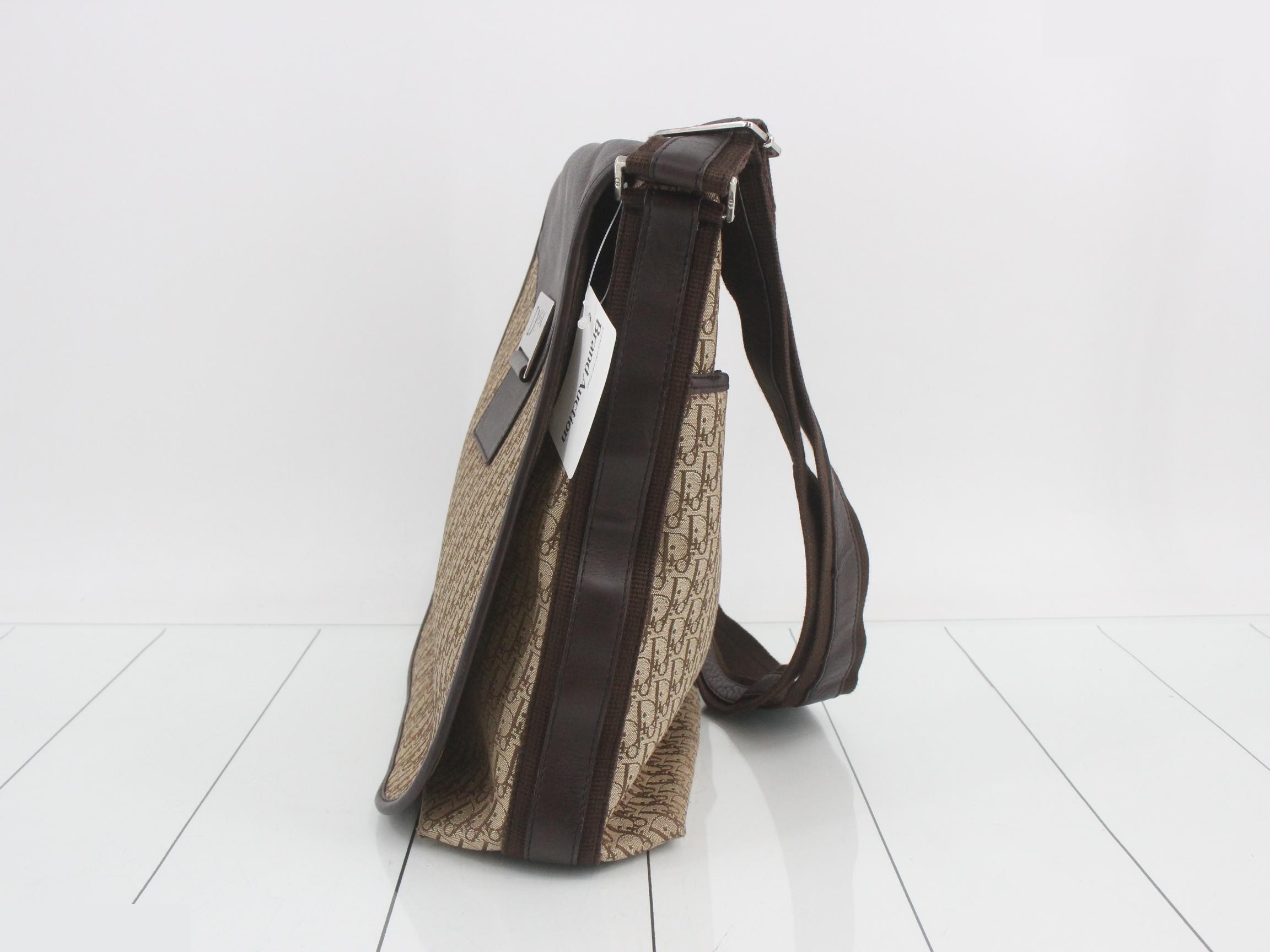 Trotter (Bag) - Shoulder Bag - Street Chic - Beige/Brown — view 3
