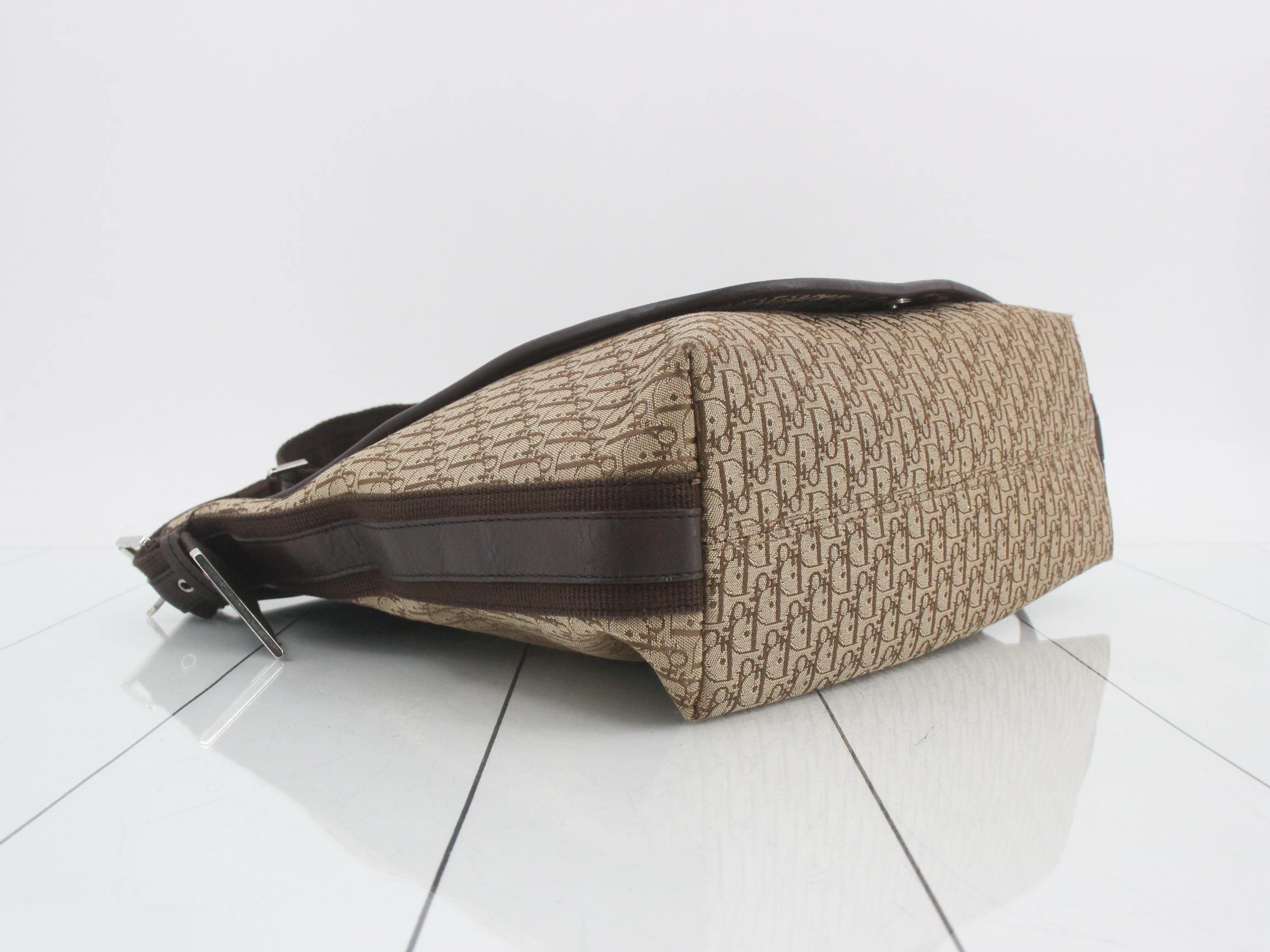 Trotter (Bag) - Shoulder Bag - Street Chic - Beige/Brown — view 5