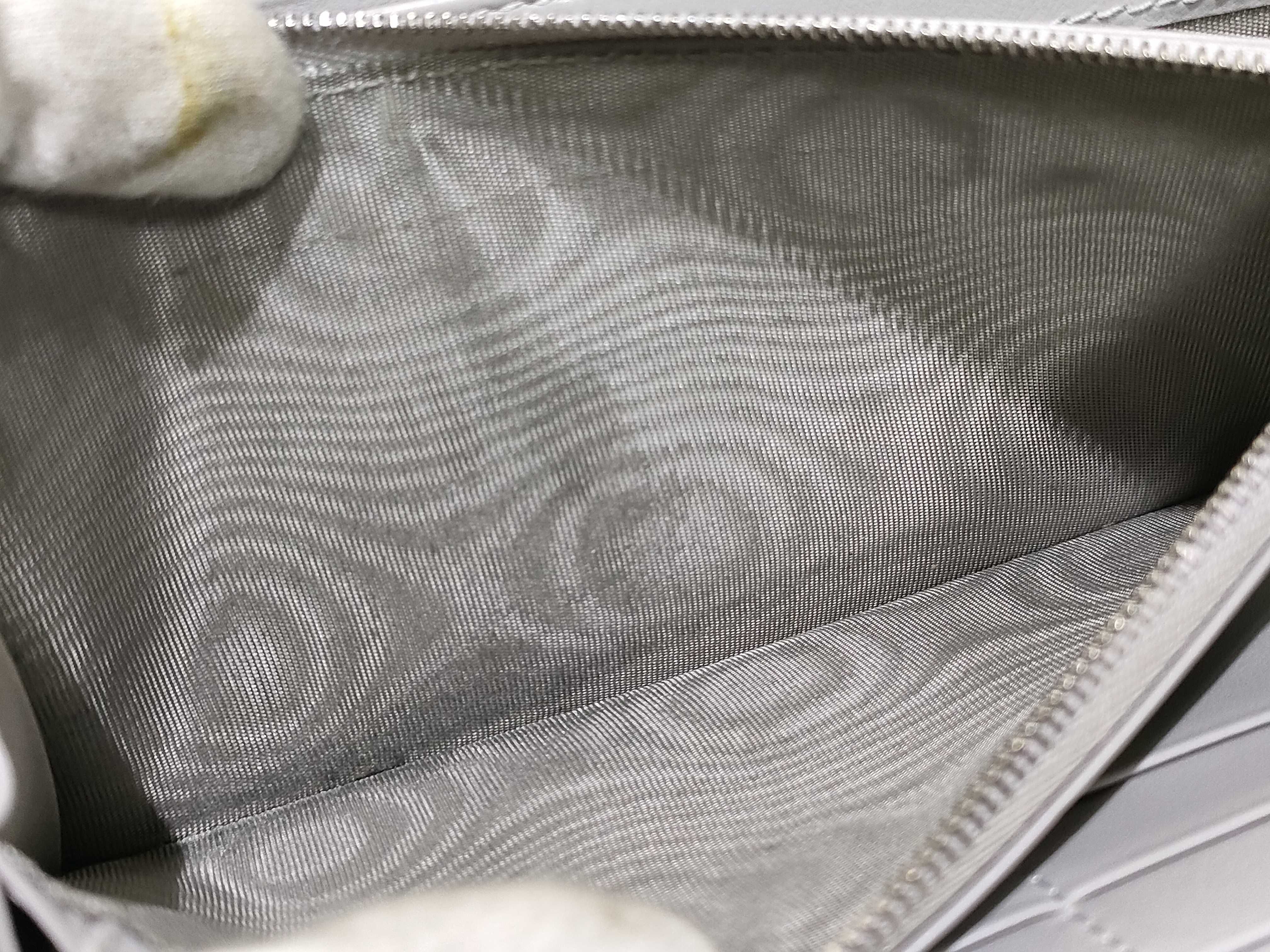 Long Wallet (Japan Limited Edition) — view 11