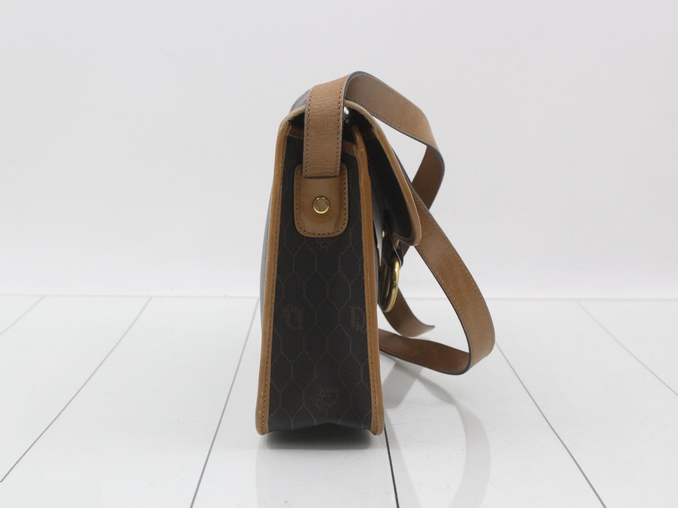 Shoulder bag, honeycomb pattern, PVC canvas, leather, brown — view 4