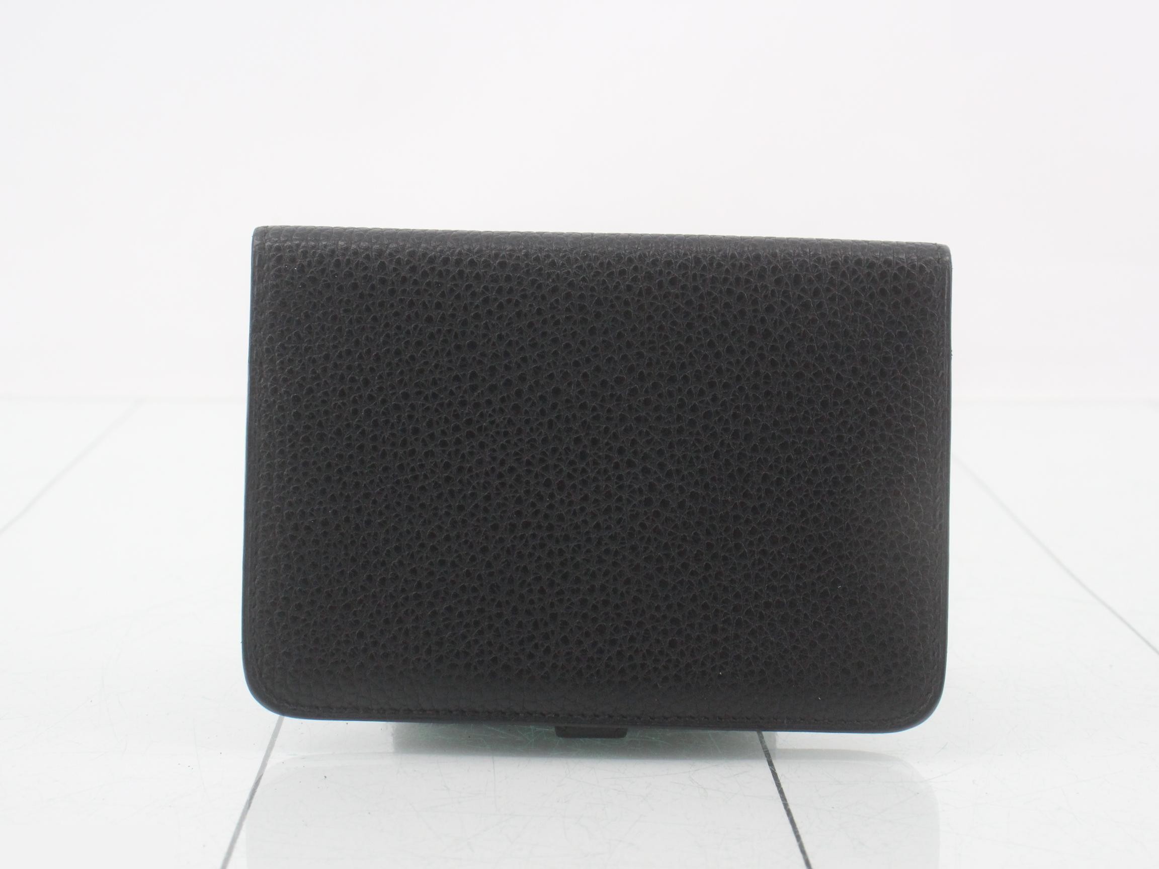 Dogon Compact, black, gold hardware, N stamp. — view 2