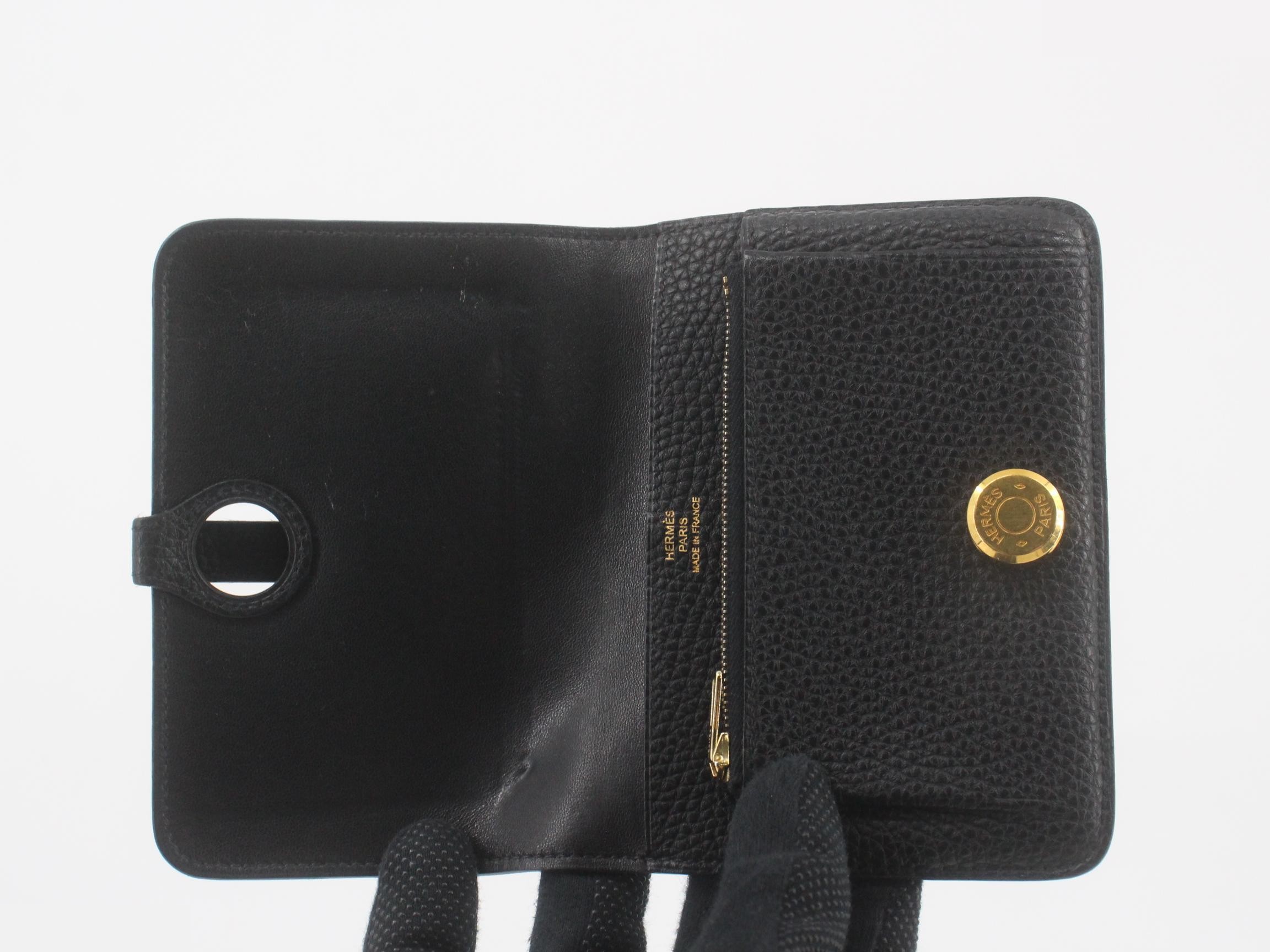 Dogon Compact, black, gold hardware, N stamp. — view 4