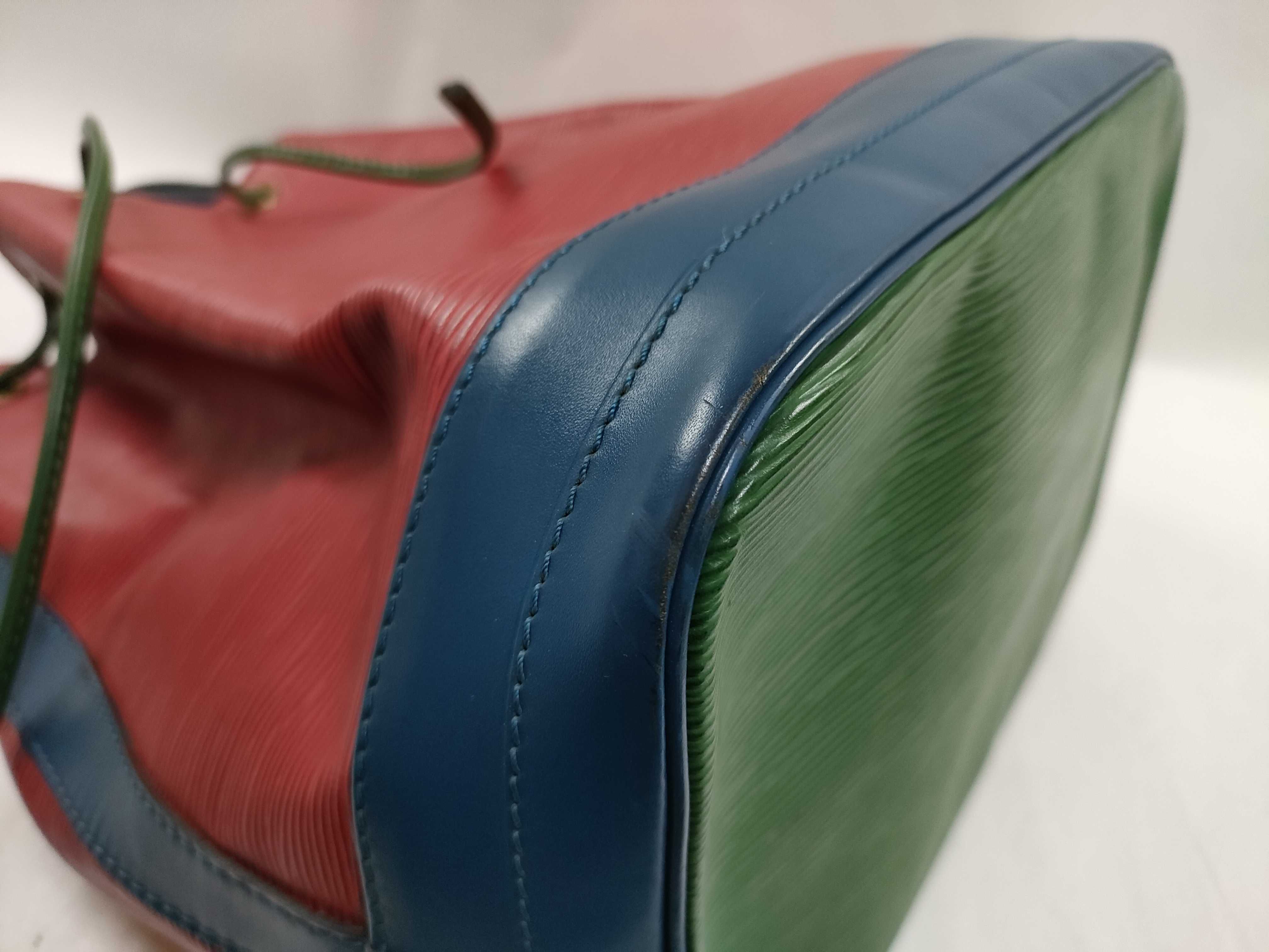 Epi Noé Bicolor Shoulder Bag — view 6