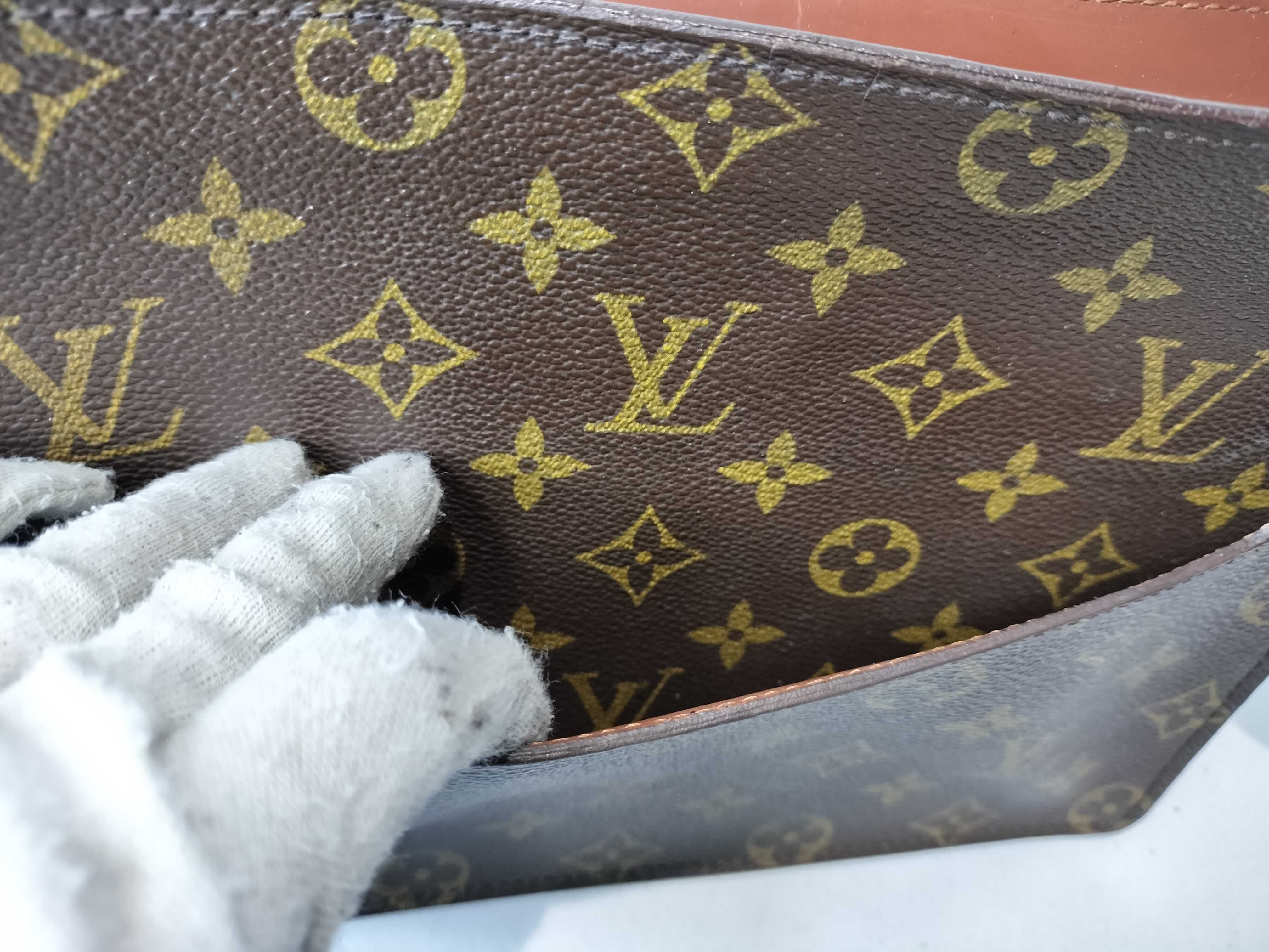 Monogram Pochette Homme Second Bag — view 9