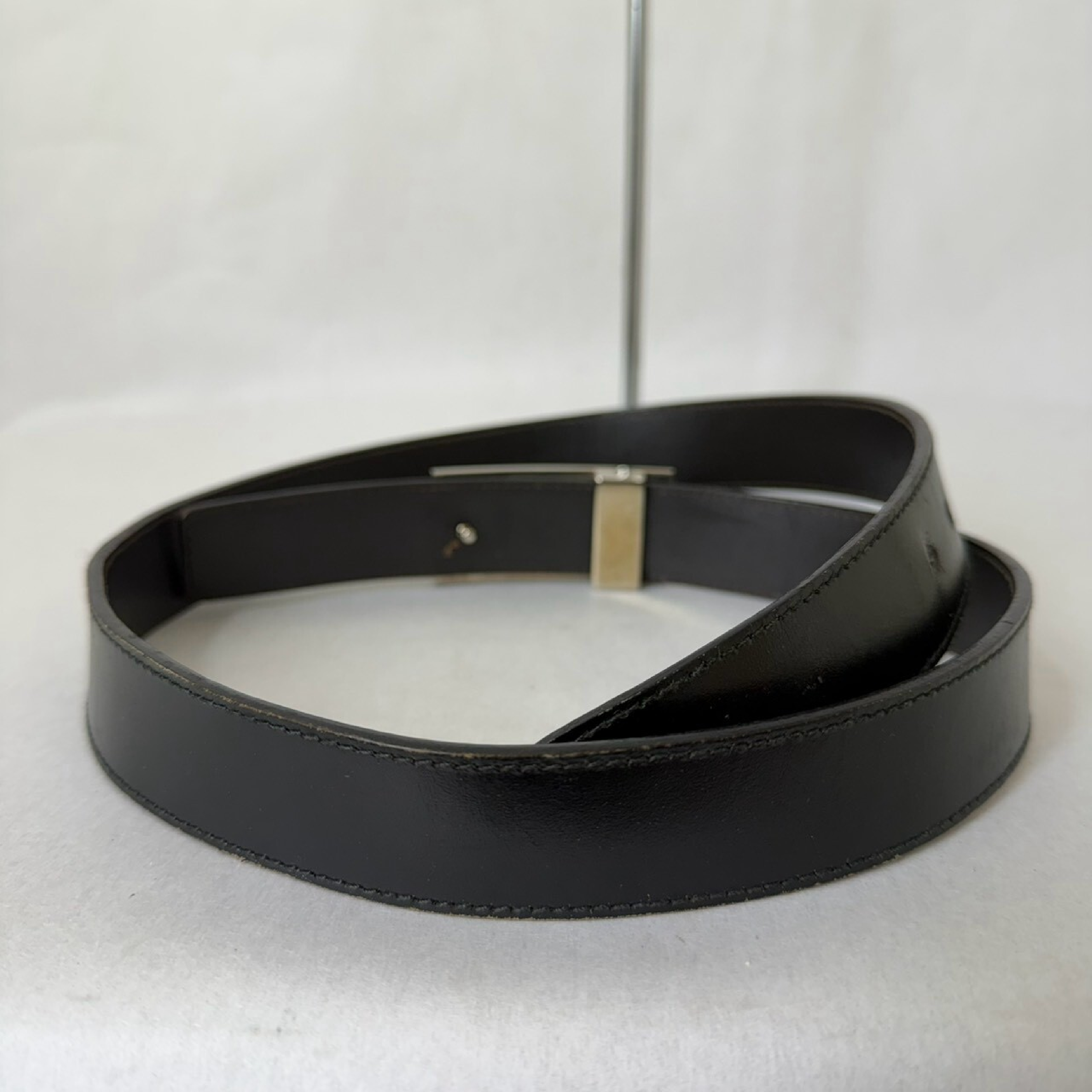 Sherry Line GG Pattern All-Over GG Logo Hardware Men's Leather Belt — view 2