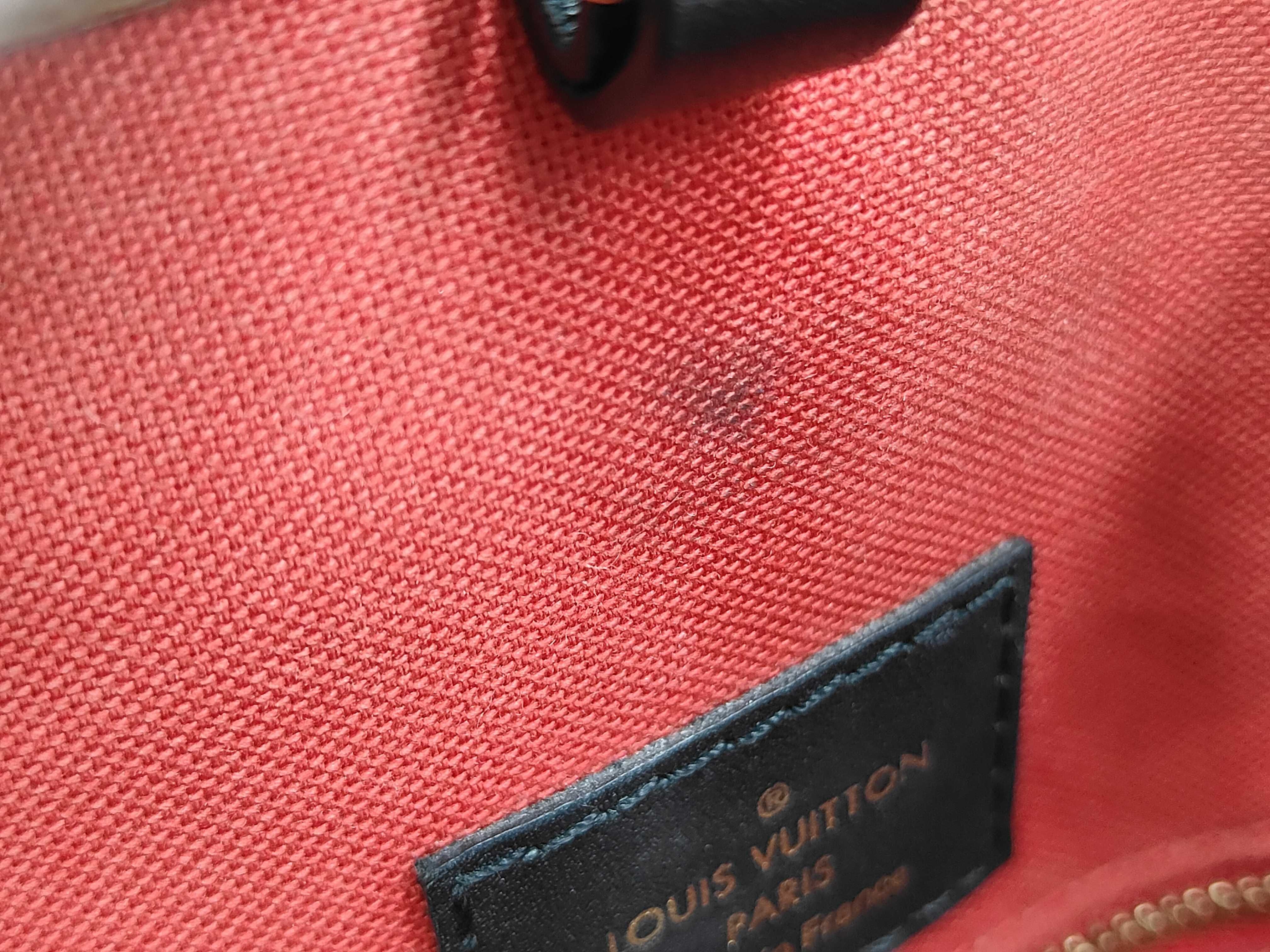 OnTheGo Medium M45321 Tote Bag — view 15