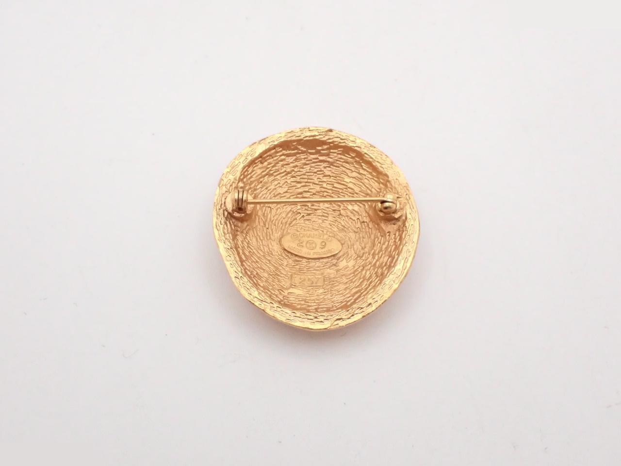 Coco Mark Brooch, Size 29, Gold Color — view 2
