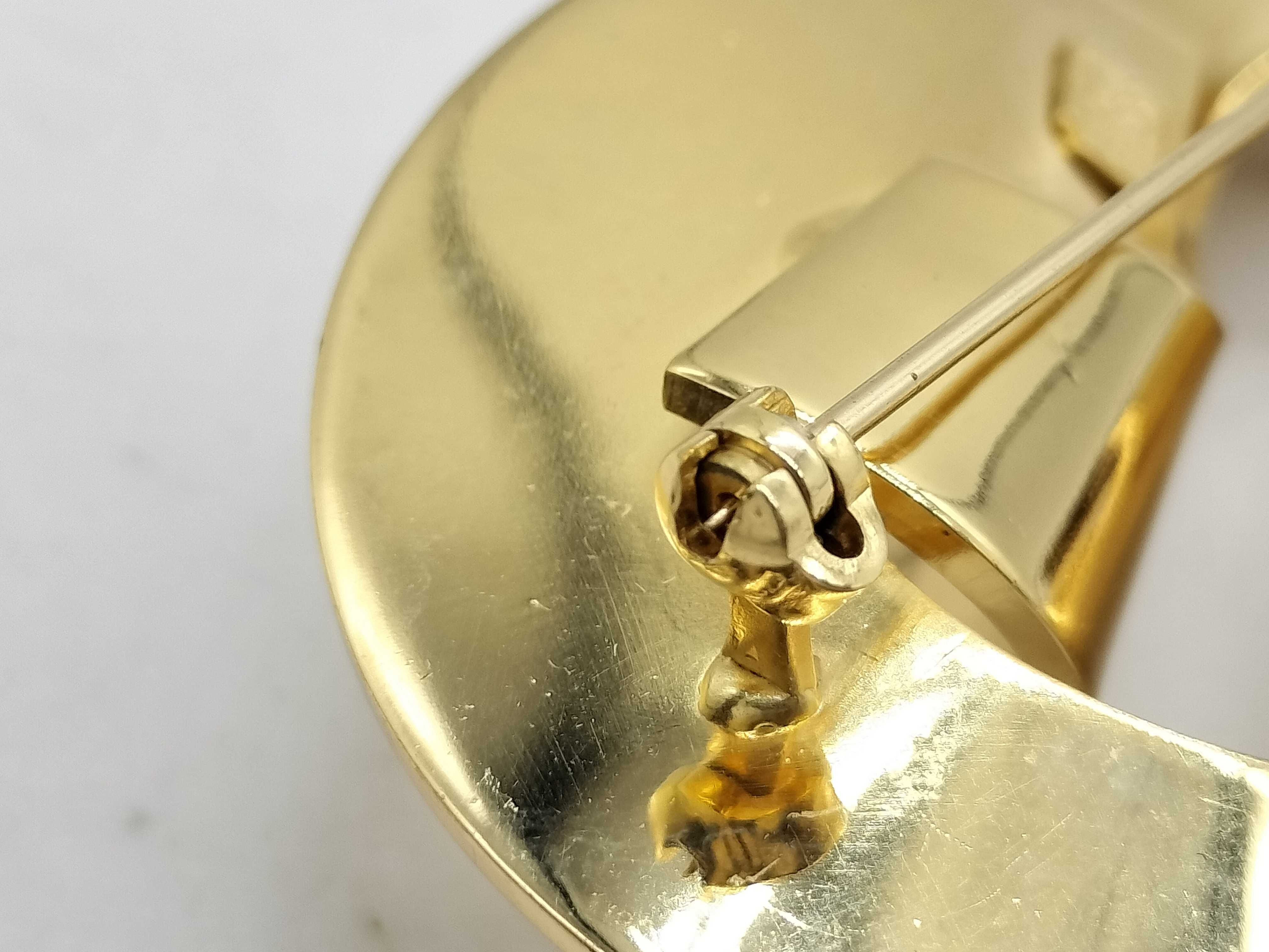 brooch — view 4