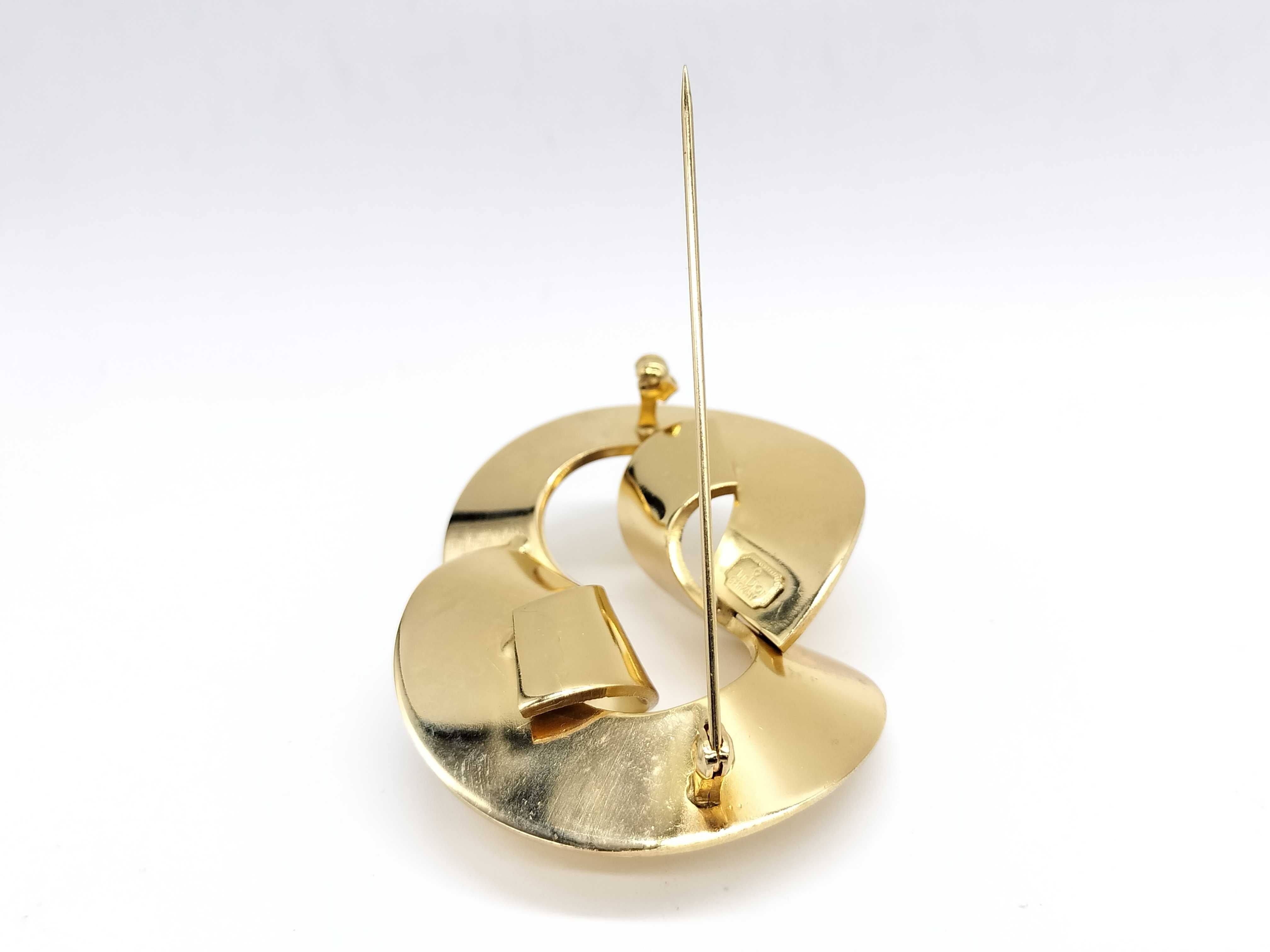 brooch — view 6
