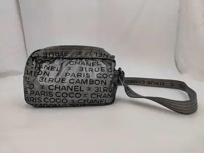 Windows Line Vinyl Pouch, Black x Clear, Silver Hardware, 8043568, Shoulder Bag