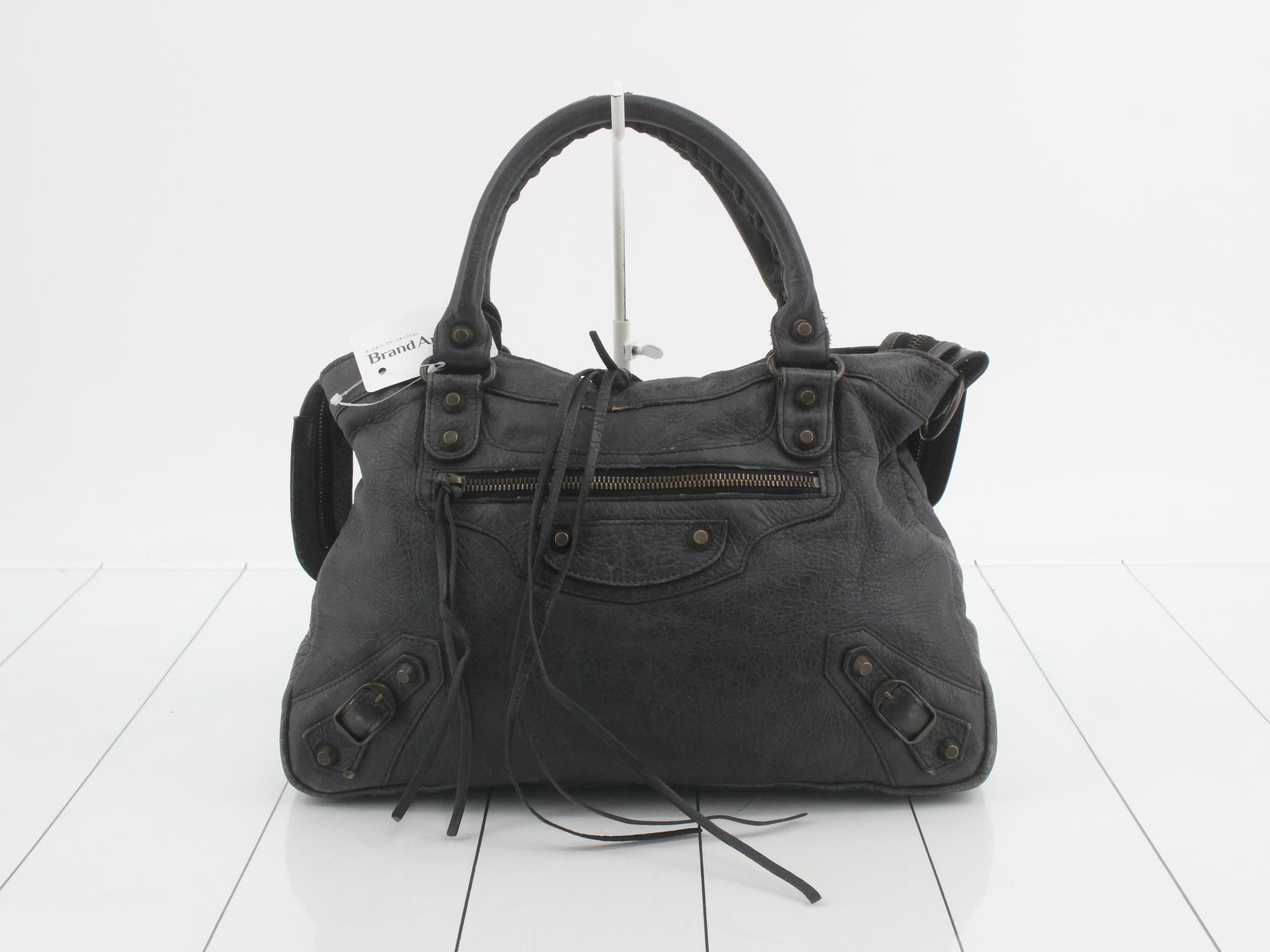 Classic handbag