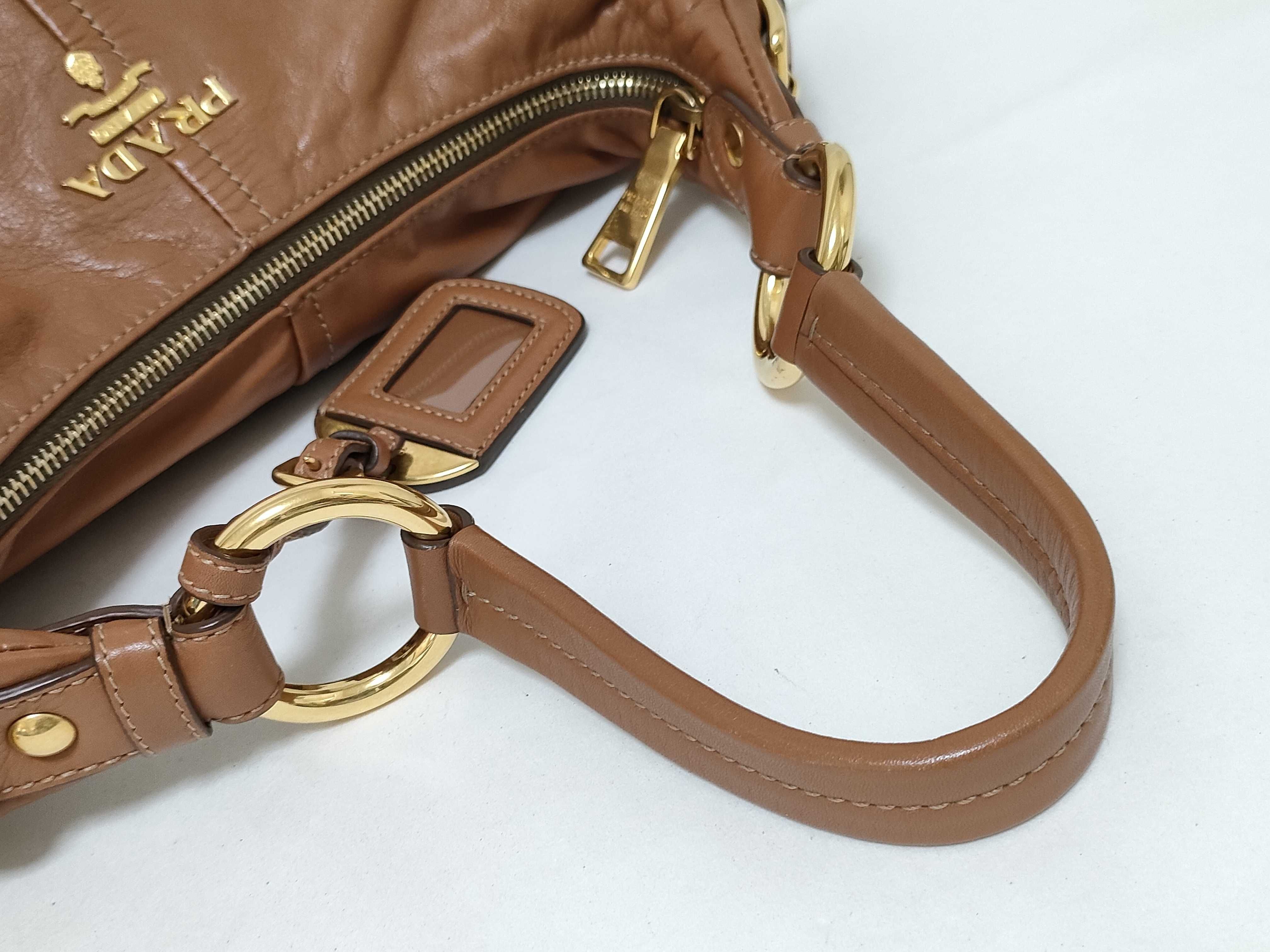 handbag — view 3