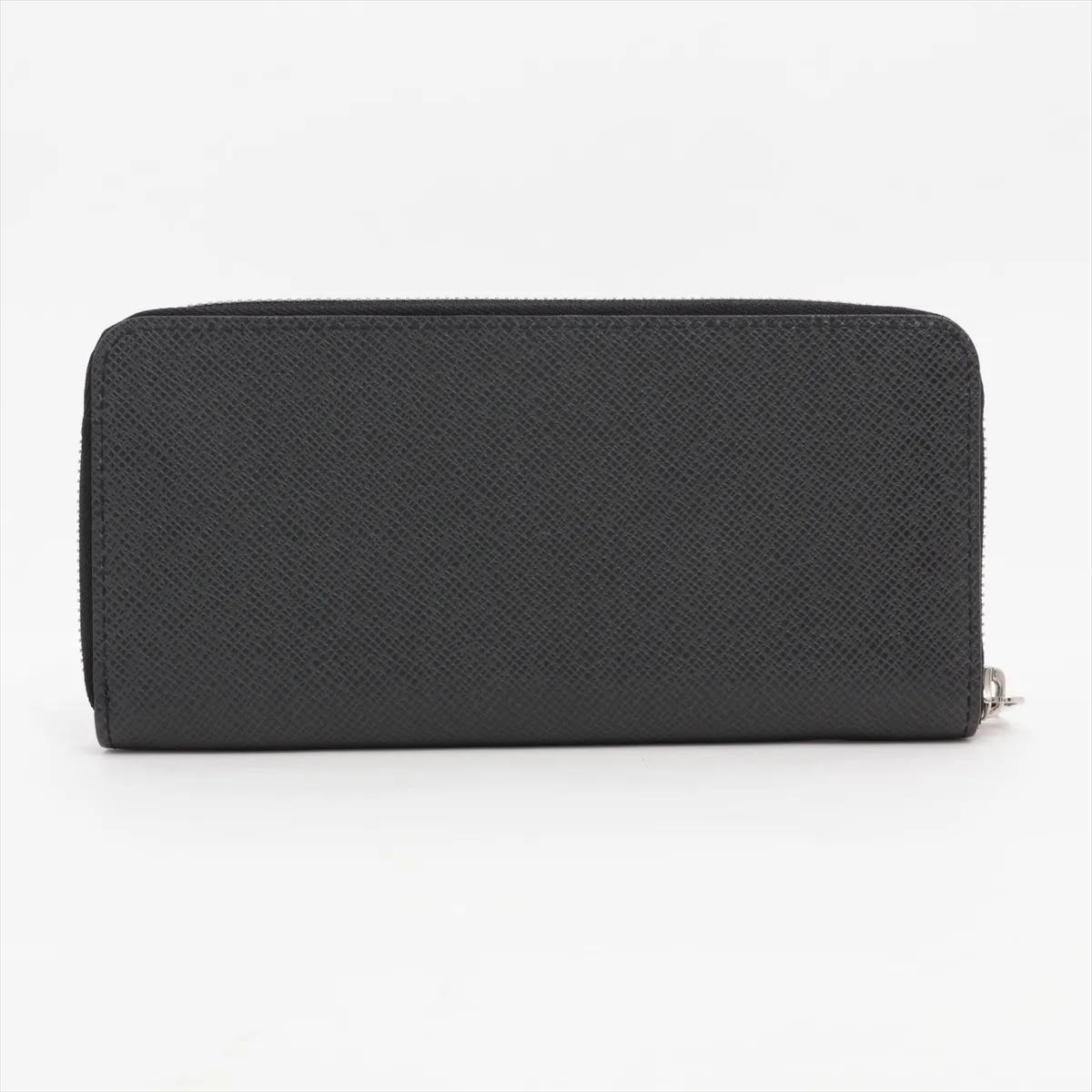 Taiga Zippy Wallet Vertical M30503, serial number unknown, Noir (black), round zip wallet — view 2
