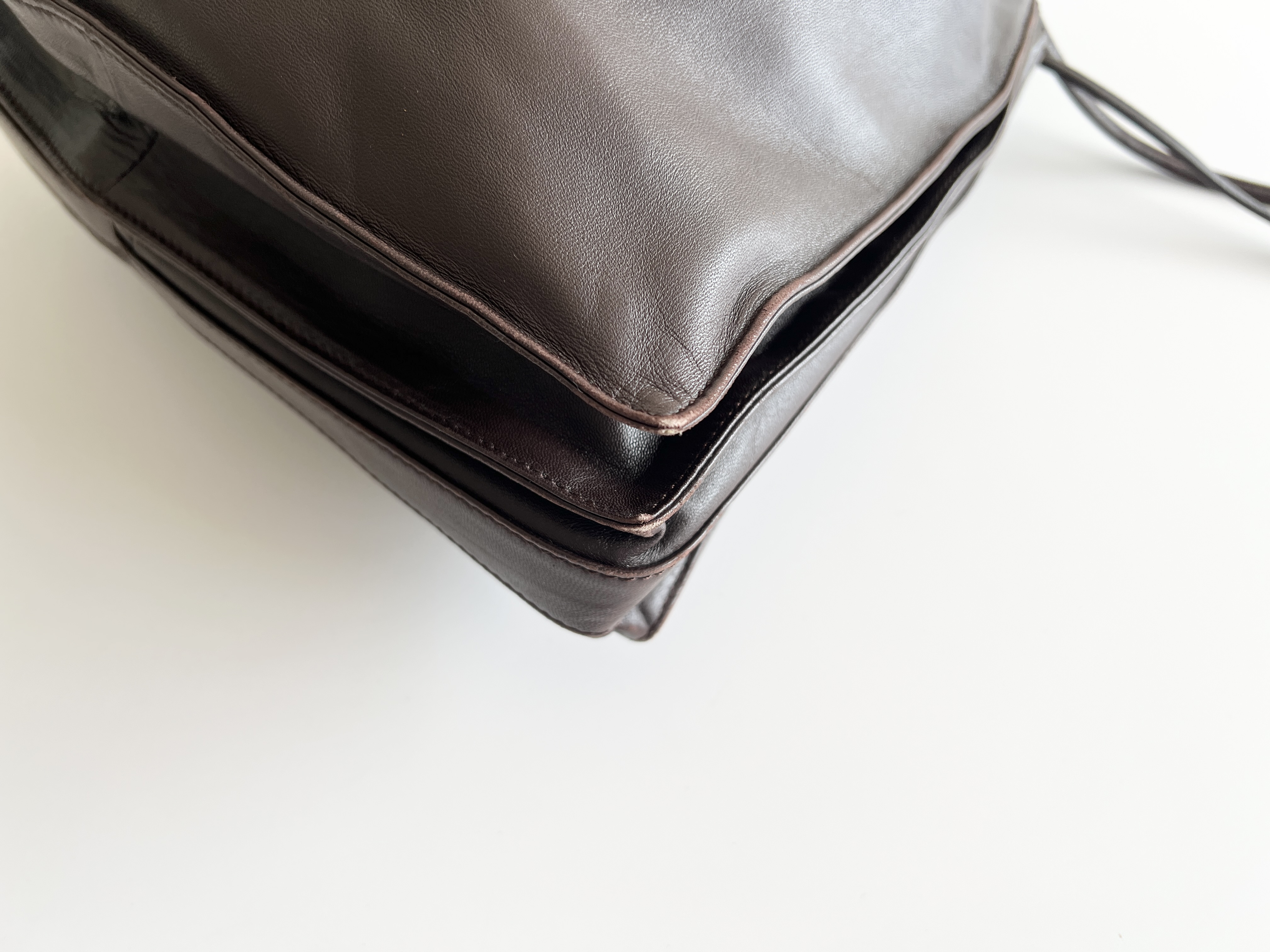 Anagram Flamenco Logo Nappa Leather Drawstring Bucket Handbag — view 12