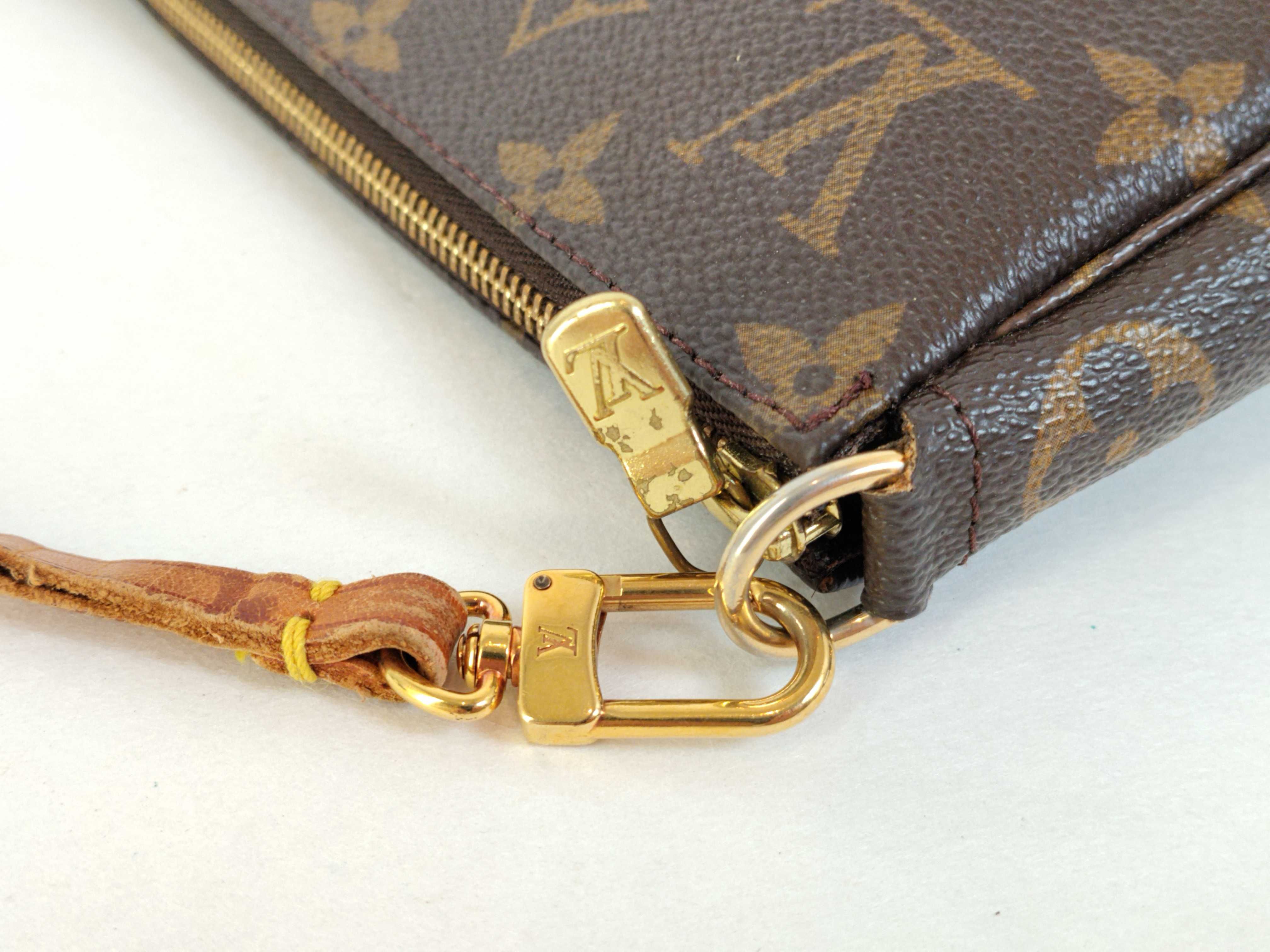 Monogram Pochette Accessoires M51980 Pouch — view 5