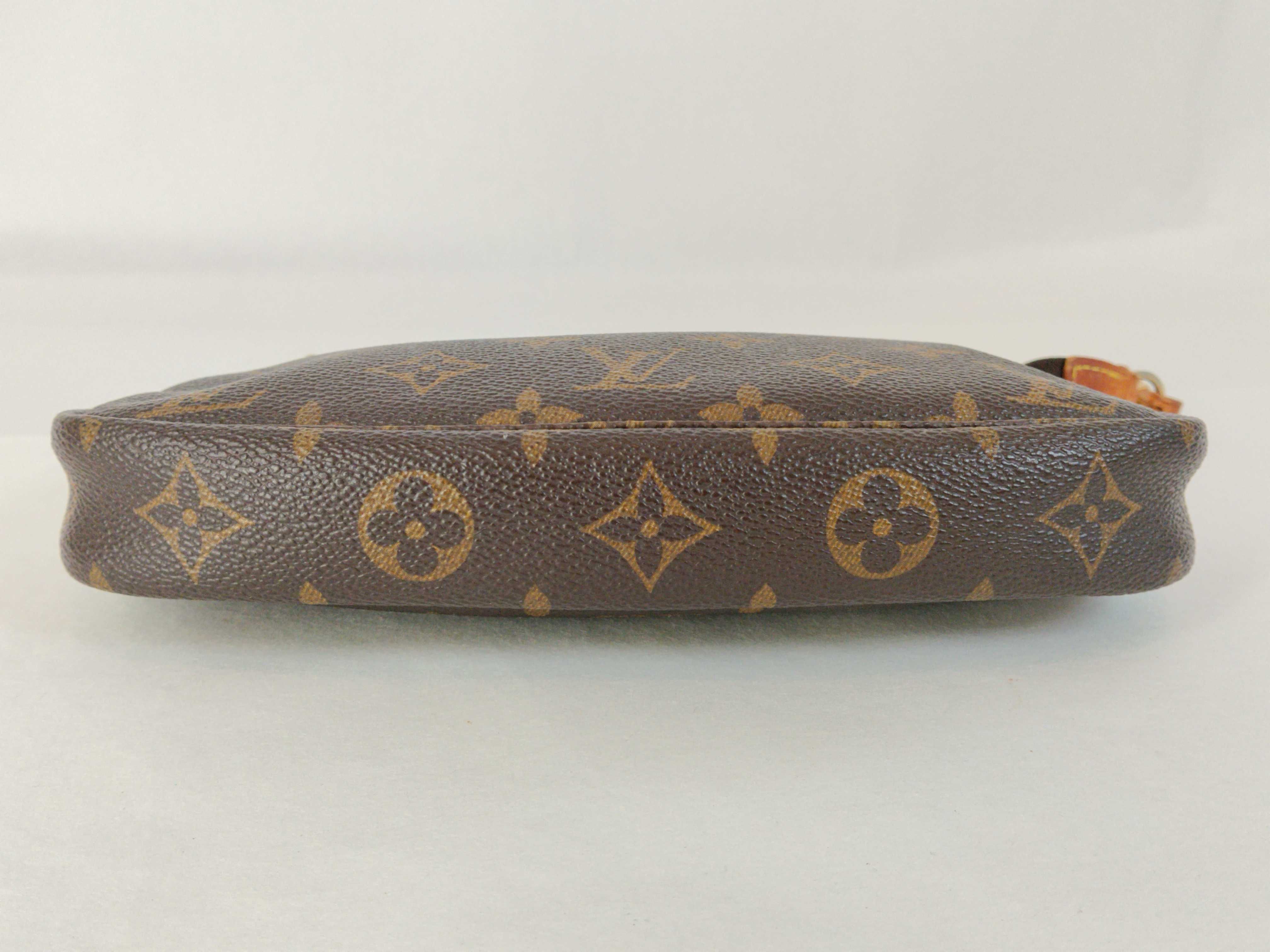 Monogram Pochette Accessoires M51980 Pouch — view 7