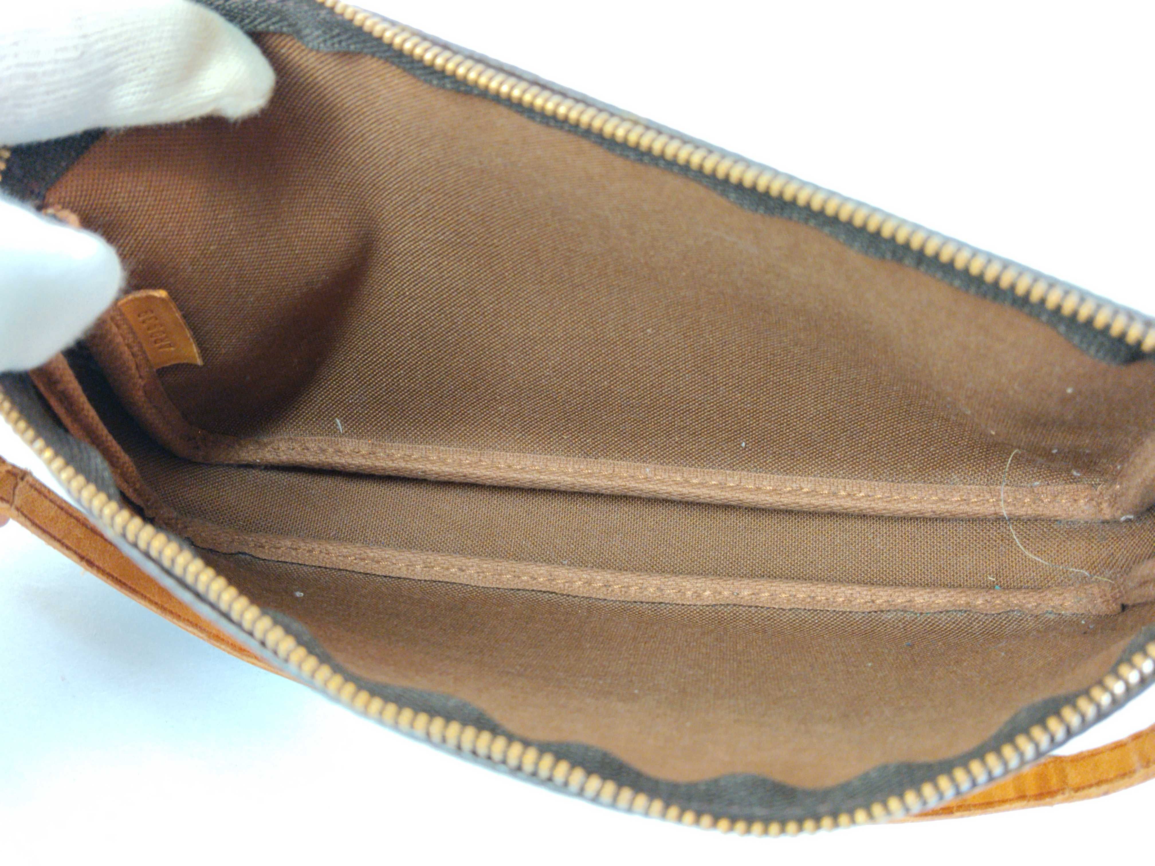 Monogram Pochette Accessoires M51980 Pouch — view 9