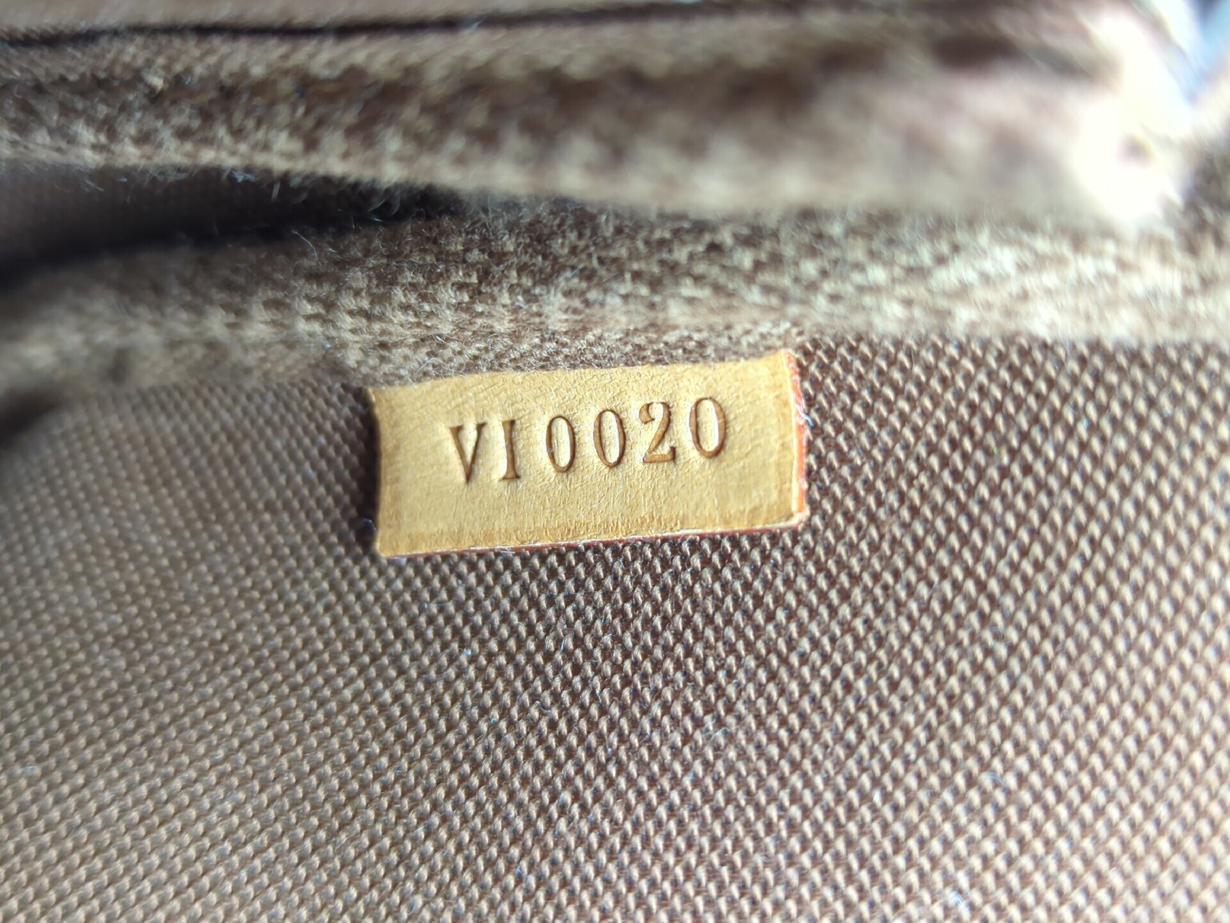 M40712 Monogram Pochette Accessoires VI0020 Bag — view 12