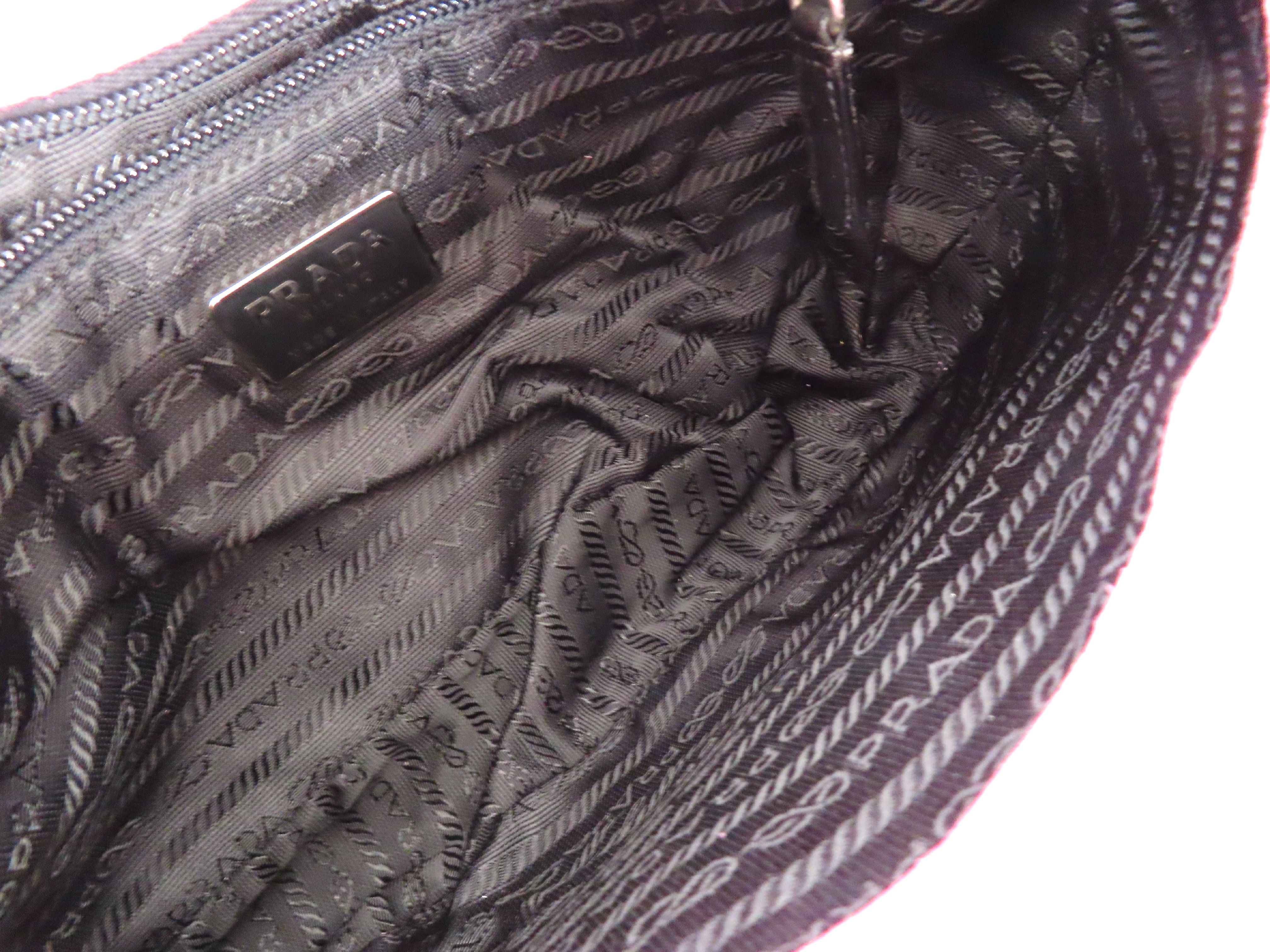 Knit Shoulder Bag — view 10