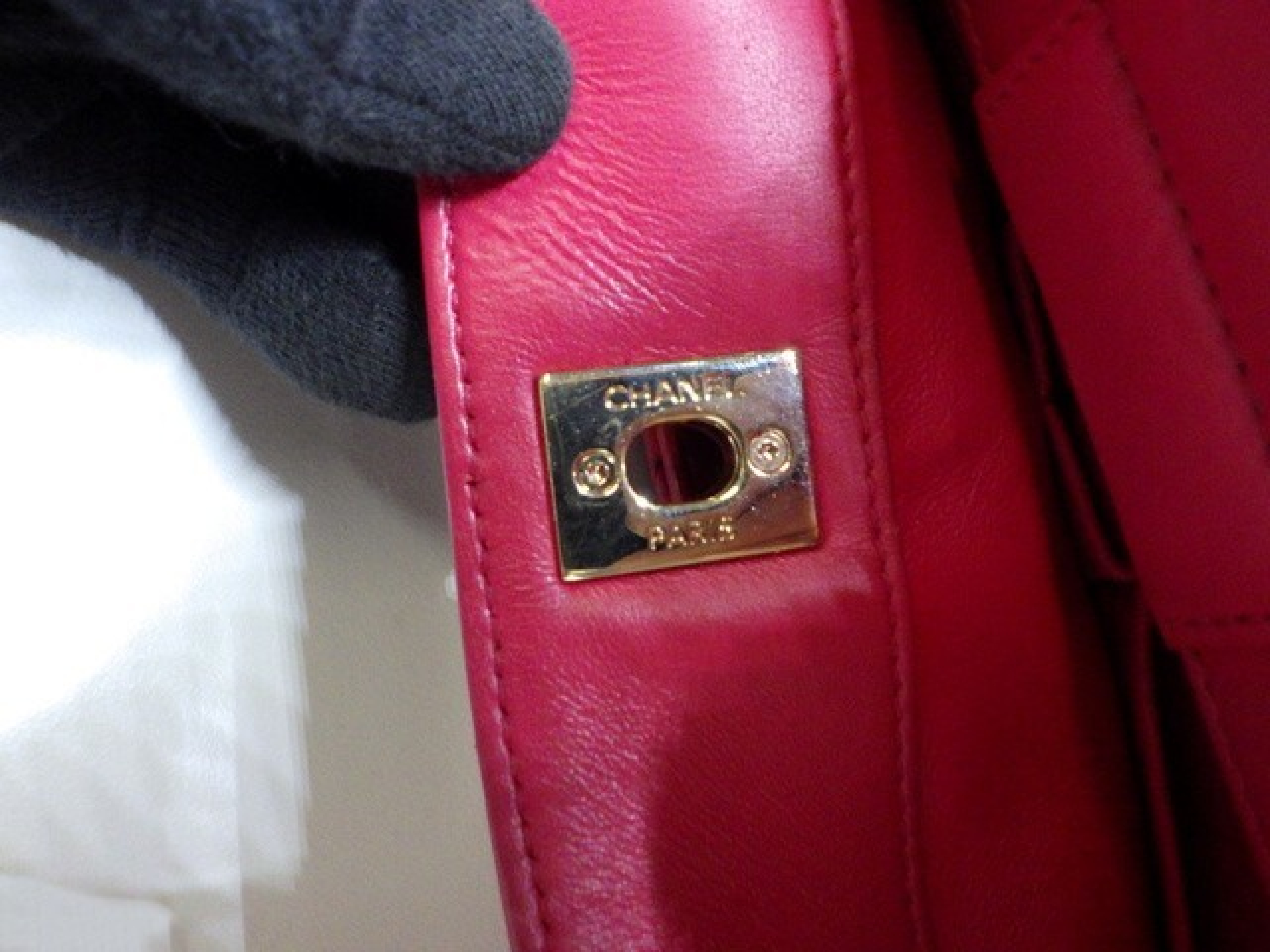 Matelassé Handbag Shoulder Bag — view 10
