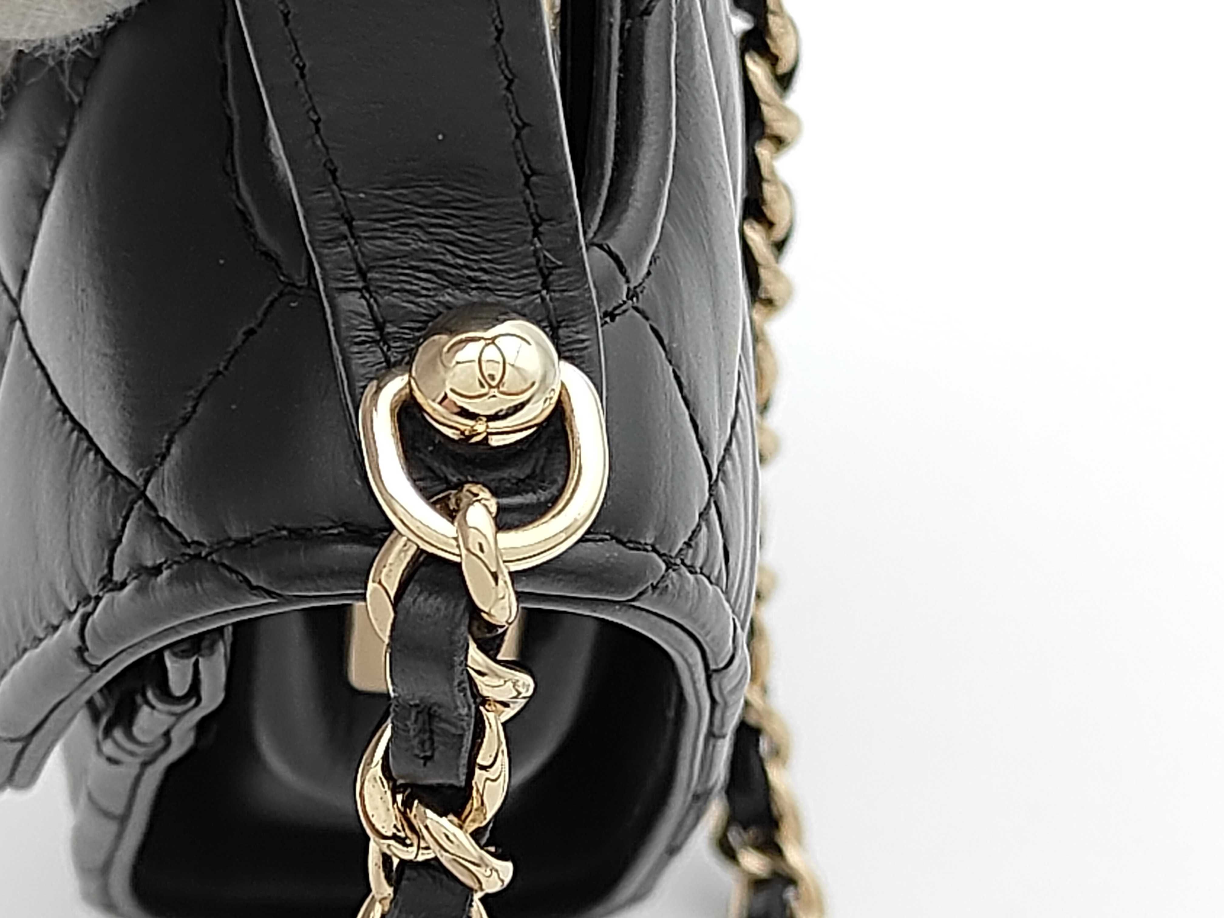Matelassé Chain Shoulder Bag — view 4