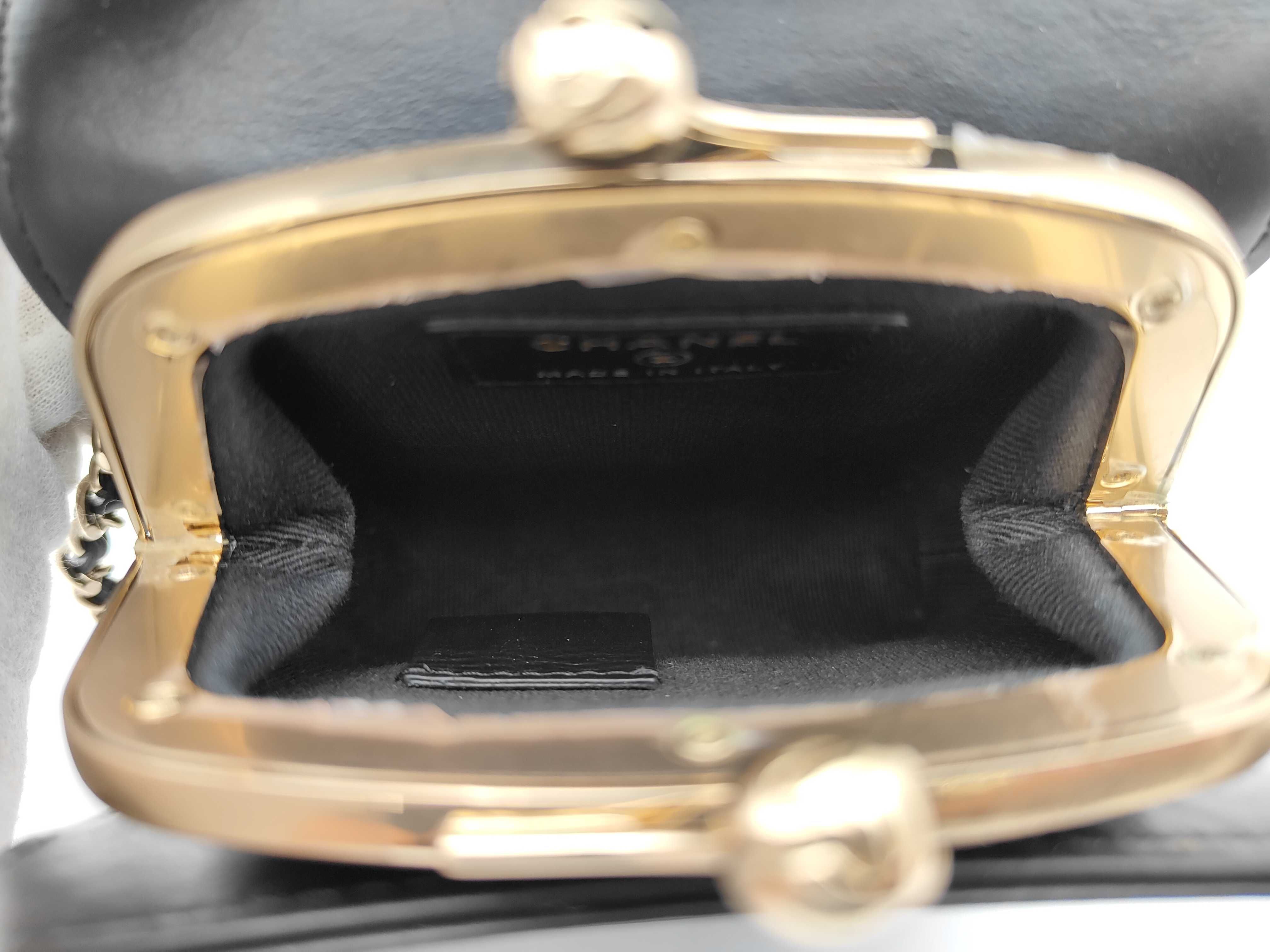 Matelassé Chain Shoulder Bag — view 8