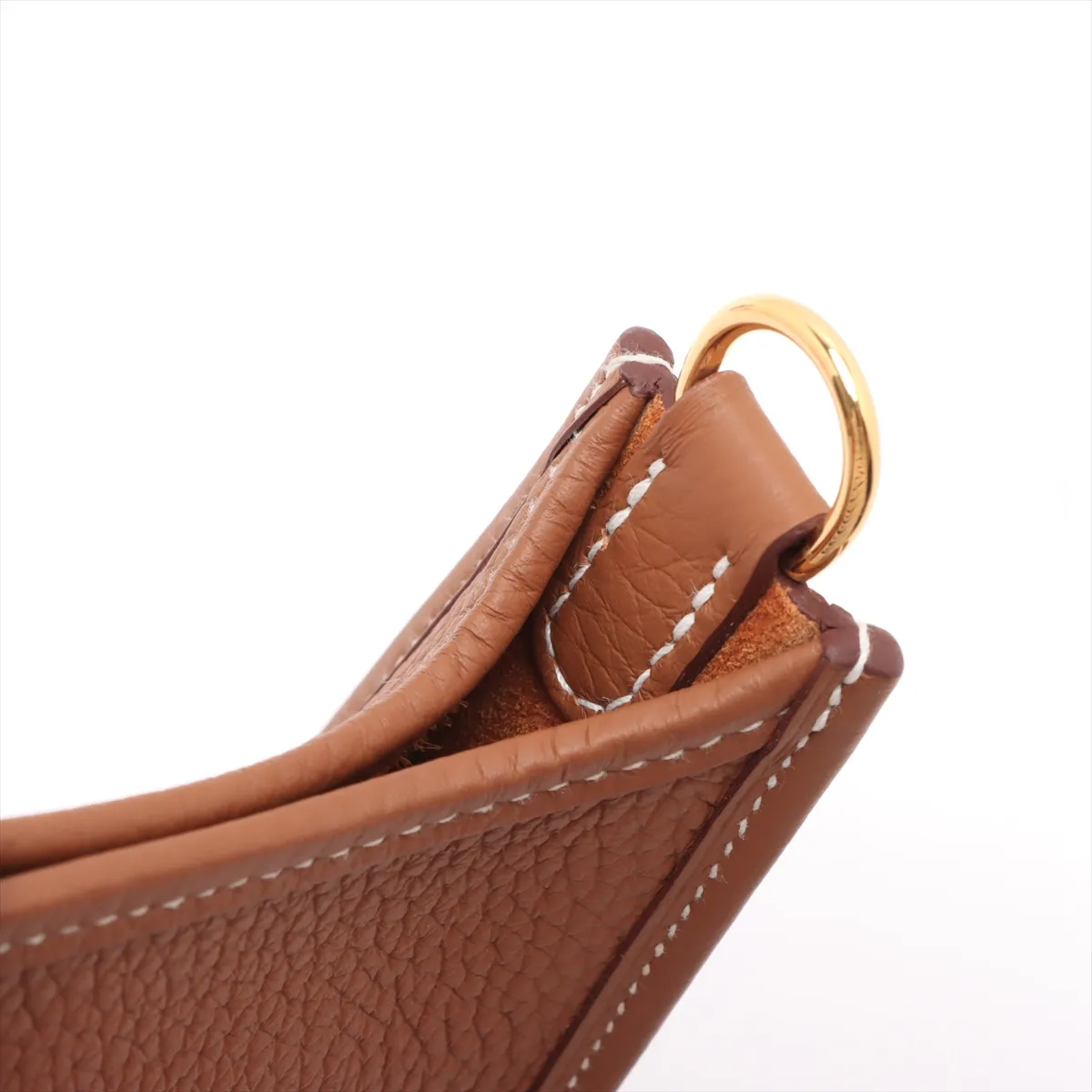 Evelyn 16 TPM Amazon Taurillon Clemence Gold hardware W:2024 — view 10