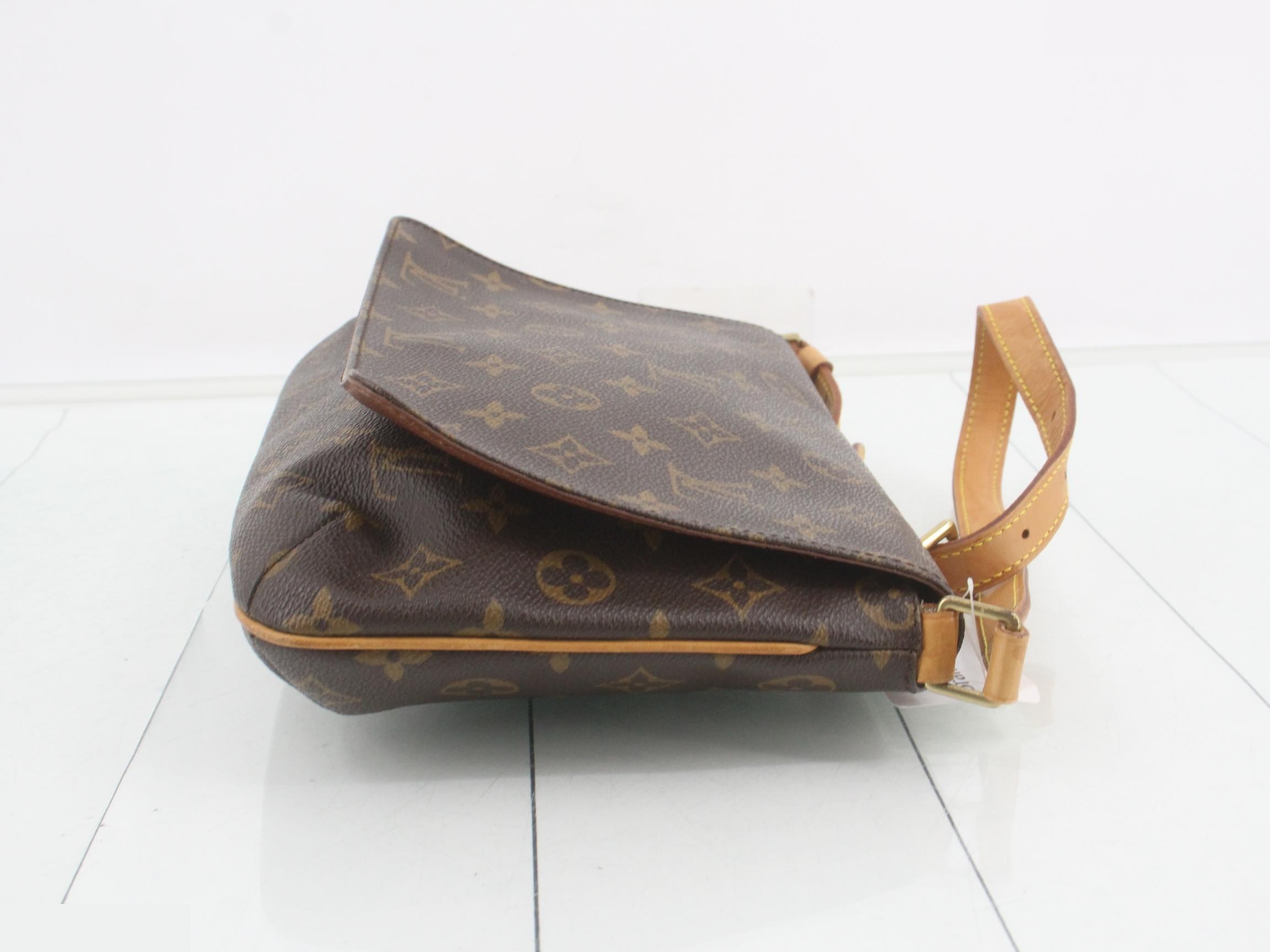 M51257 Musette Tango Short Shoulder — view 3