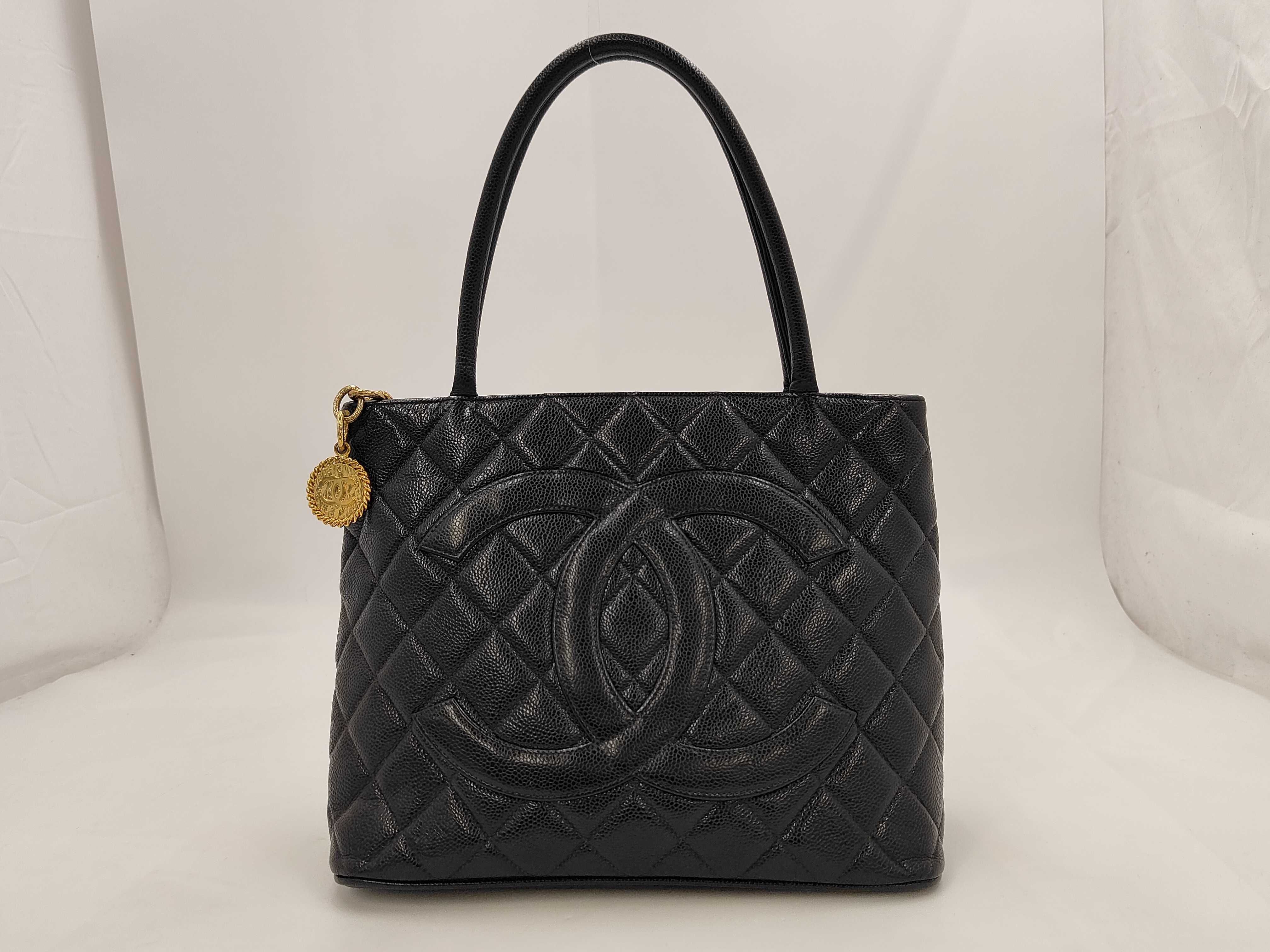 Caviar Skin G Medal Reissue Tote Bag, Black