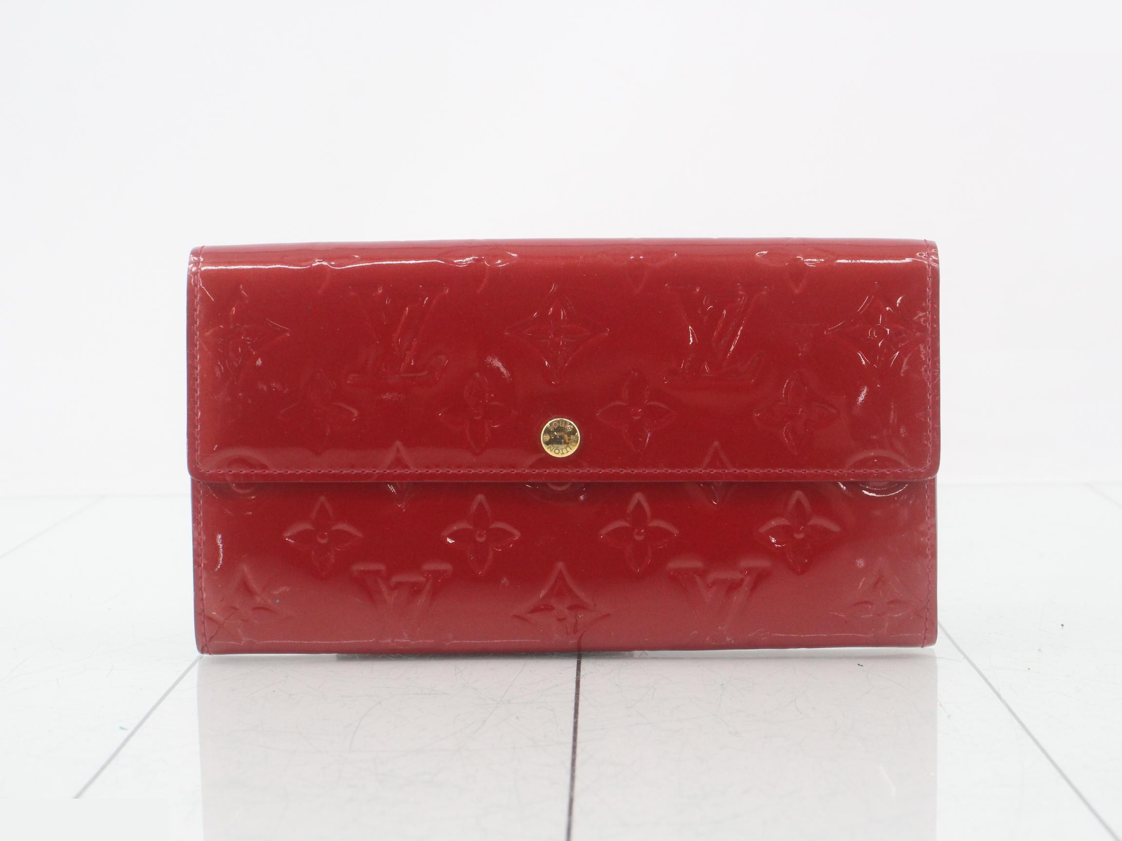 Vernis Portefeuille Sarah Pomme d'Amour Bi-fold Long Wallet