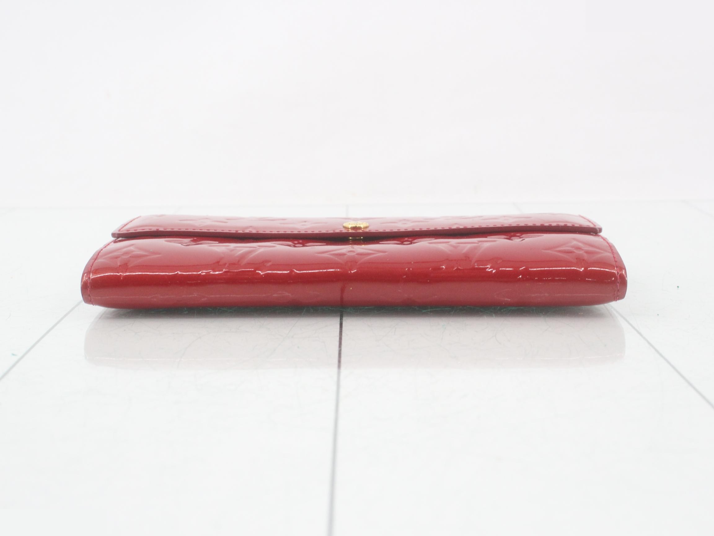 Vernis Portefeuille Sarah Pomme d'Amour Bi-fold Long Wallet — view 3