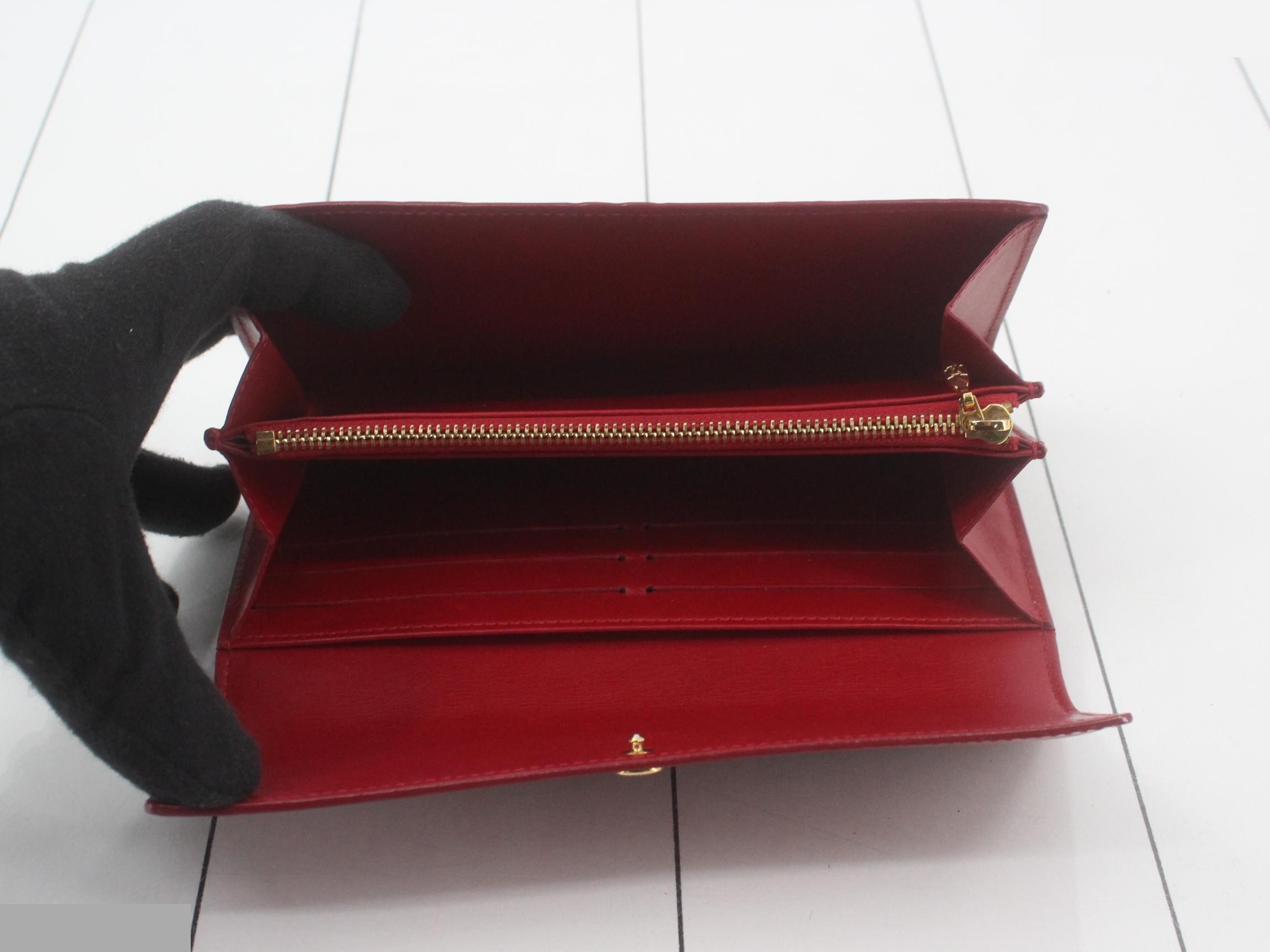Vernis Portefeuille Sarah Pomme d'Amour Bi-fold Long Wallet — view 4