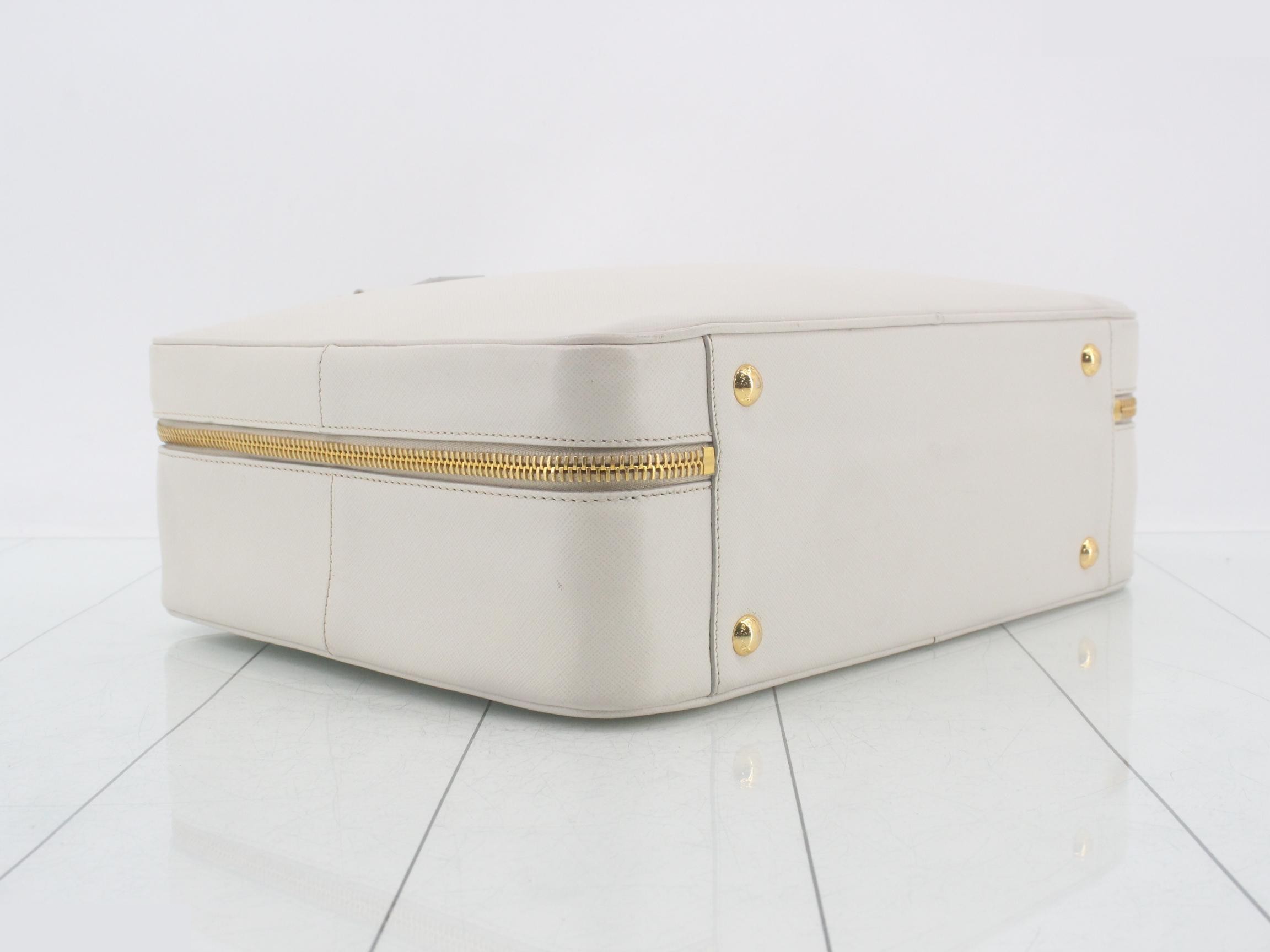 Briefcase — view 5