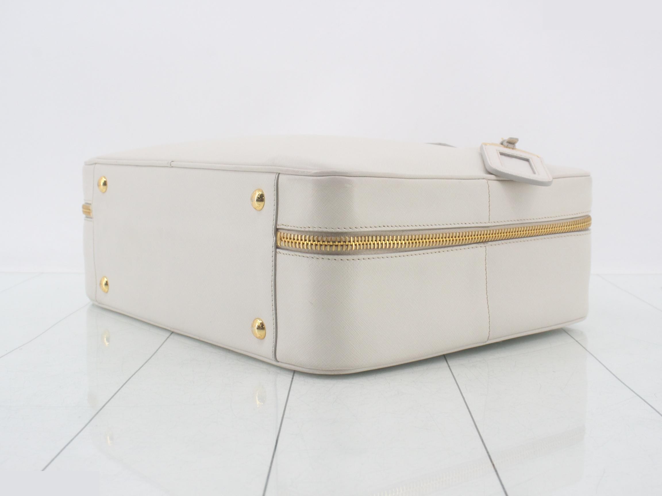 Briefcase — view 6