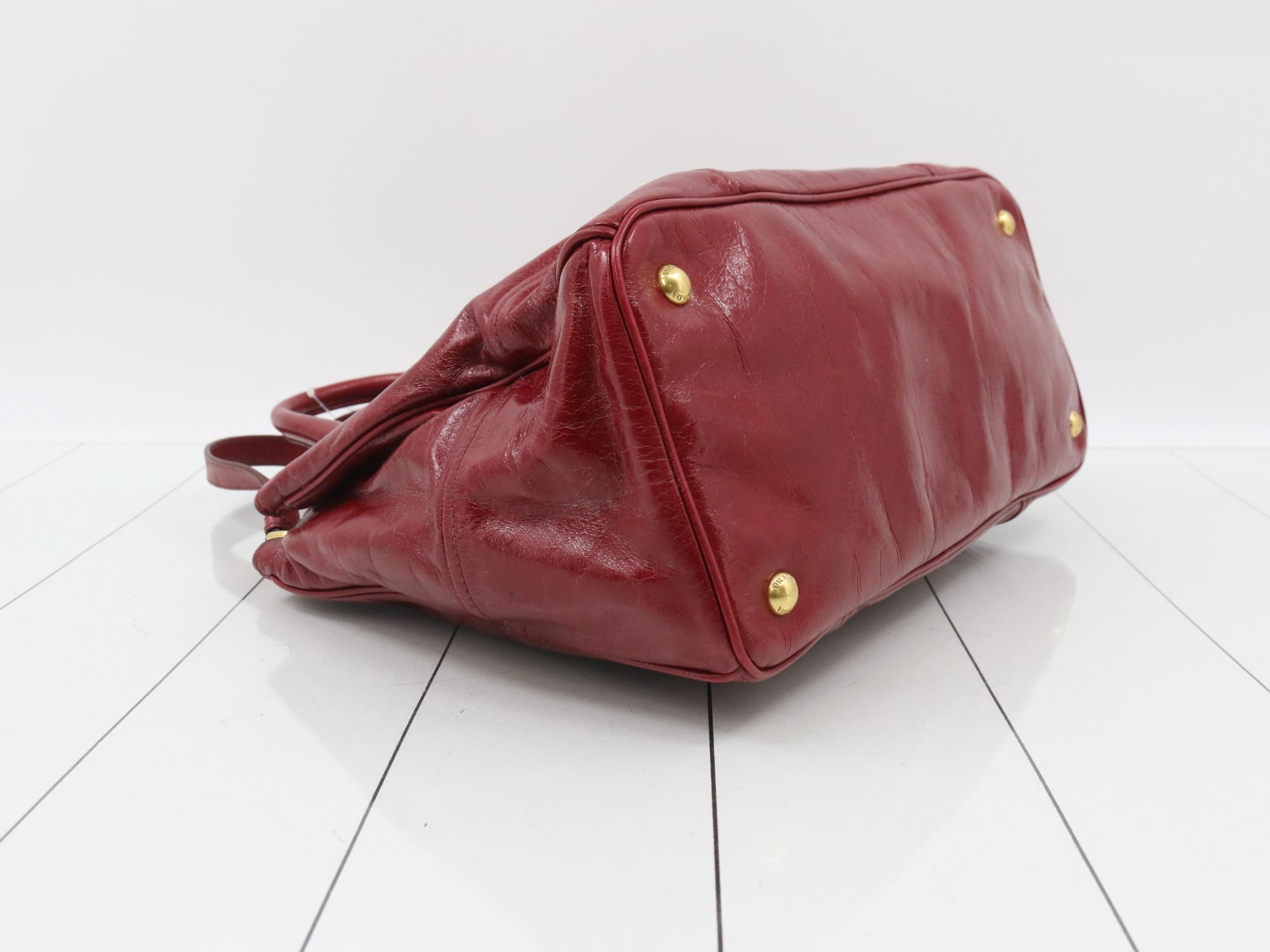 Vitello Shine Shoulder Bag — view 5