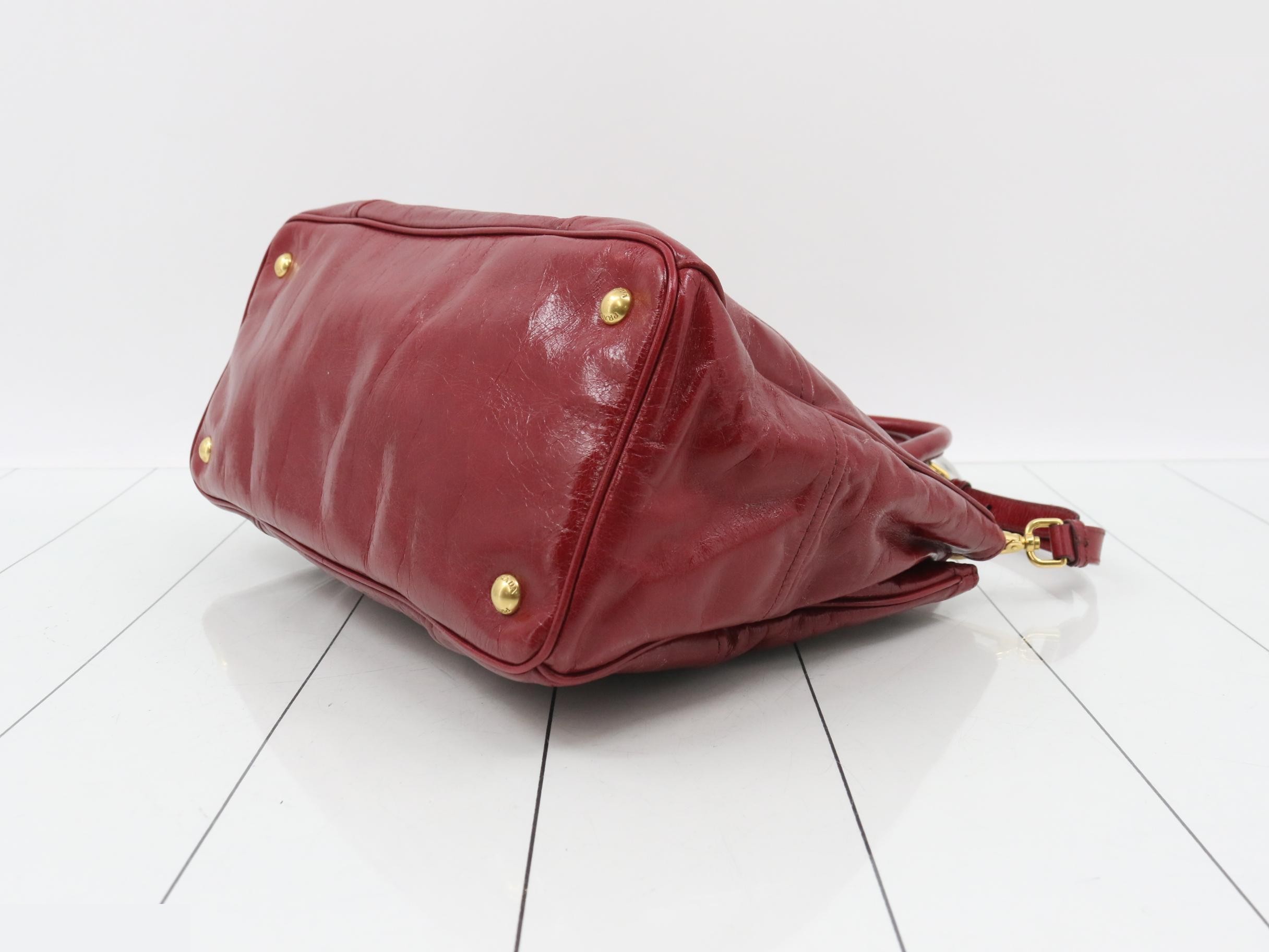 Vitello Shine Shoulder Bag — view 6