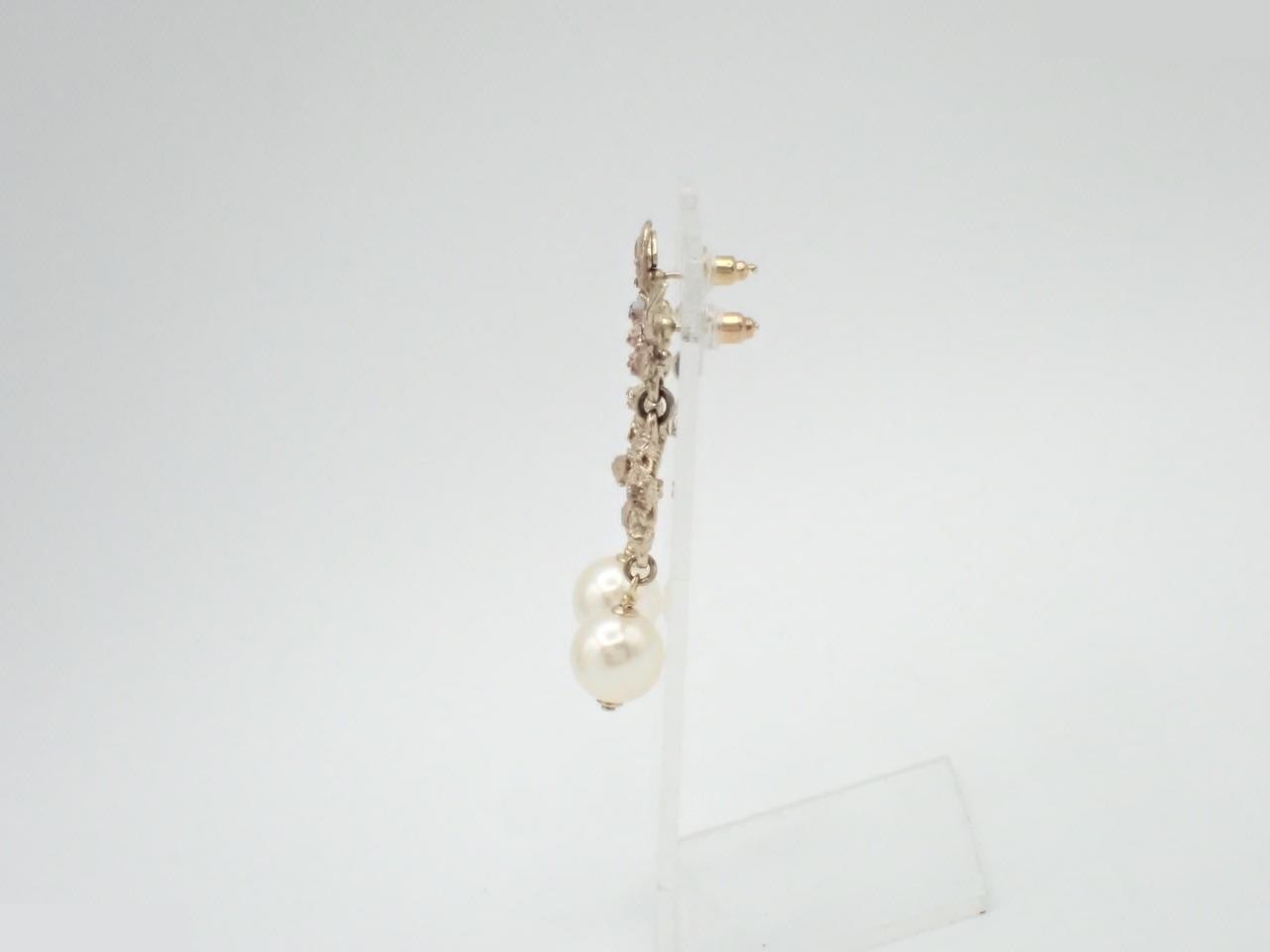 Earrings, Coco Mark, Pearl — view 3