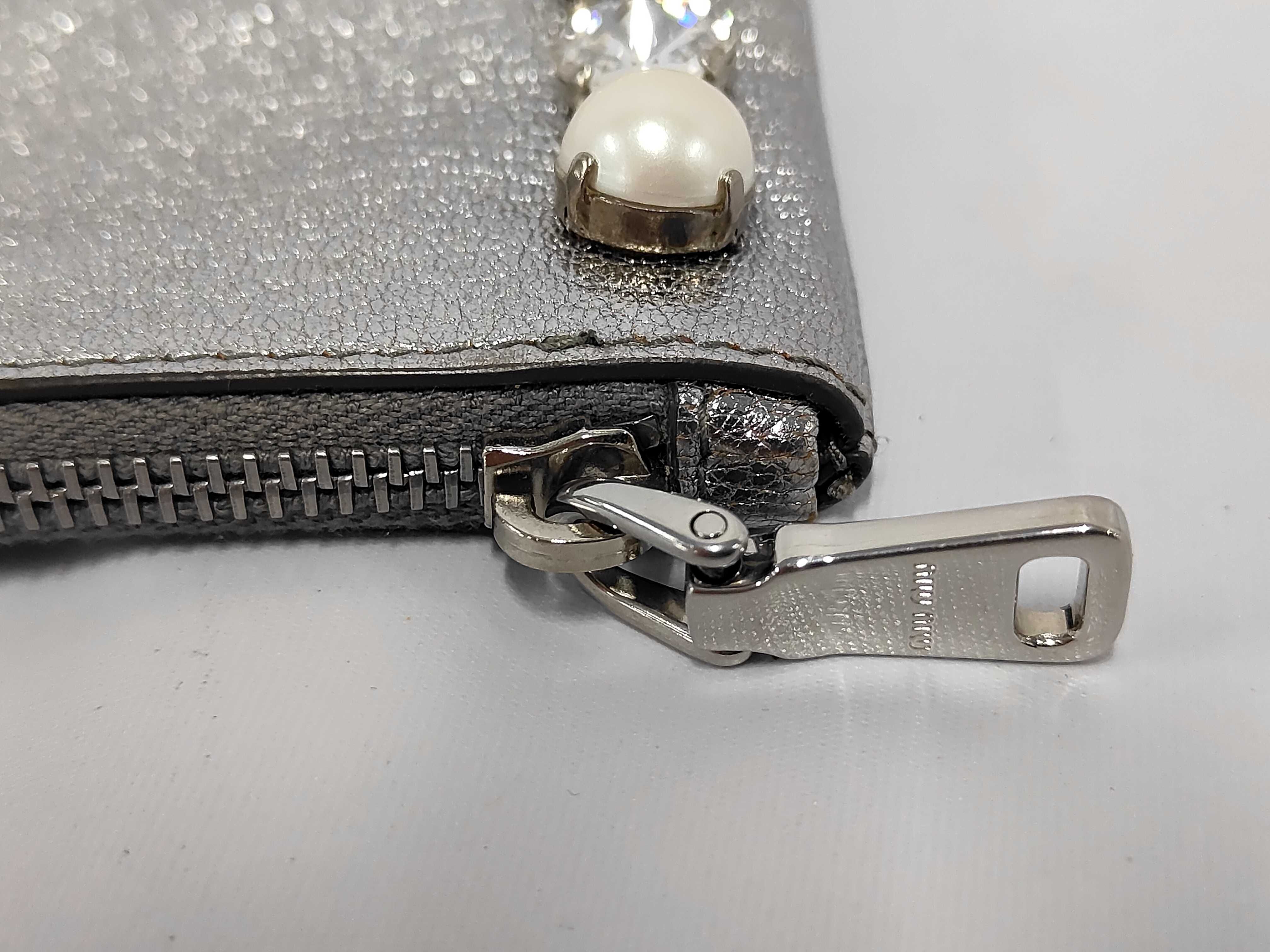 pouch with rhinestones and faux pearls, 5MB002 pouch — view 10