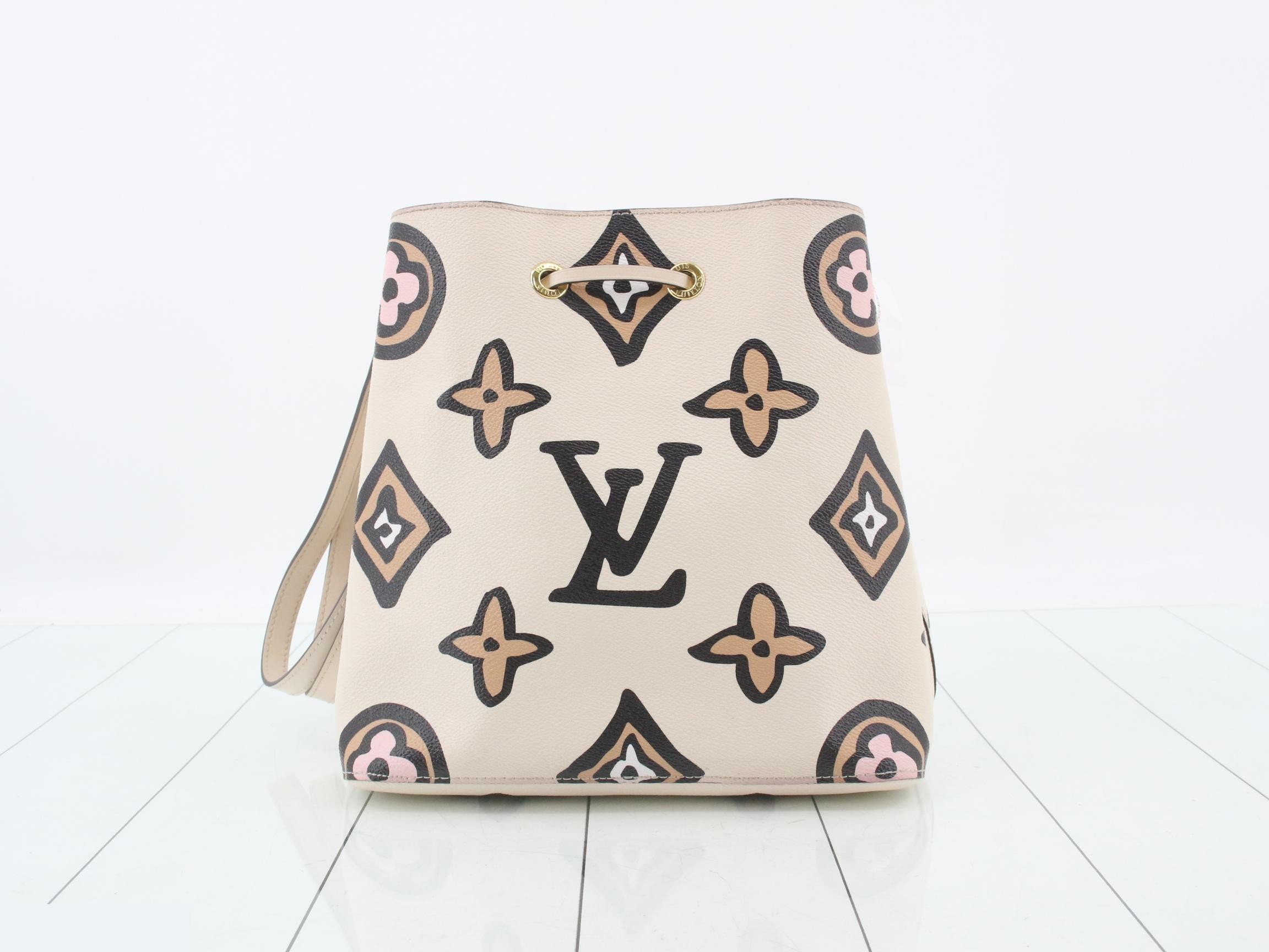 Monogram Wild at Heart NeoNoe Crème Shoulder Bag — view 2