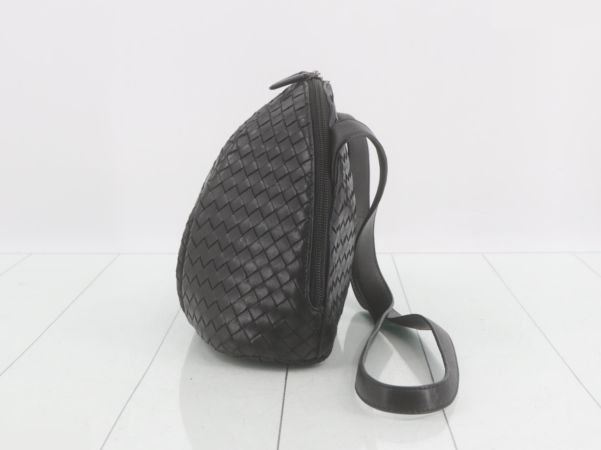 Intrecciato Leather Shoulder Bag, Black — view 3