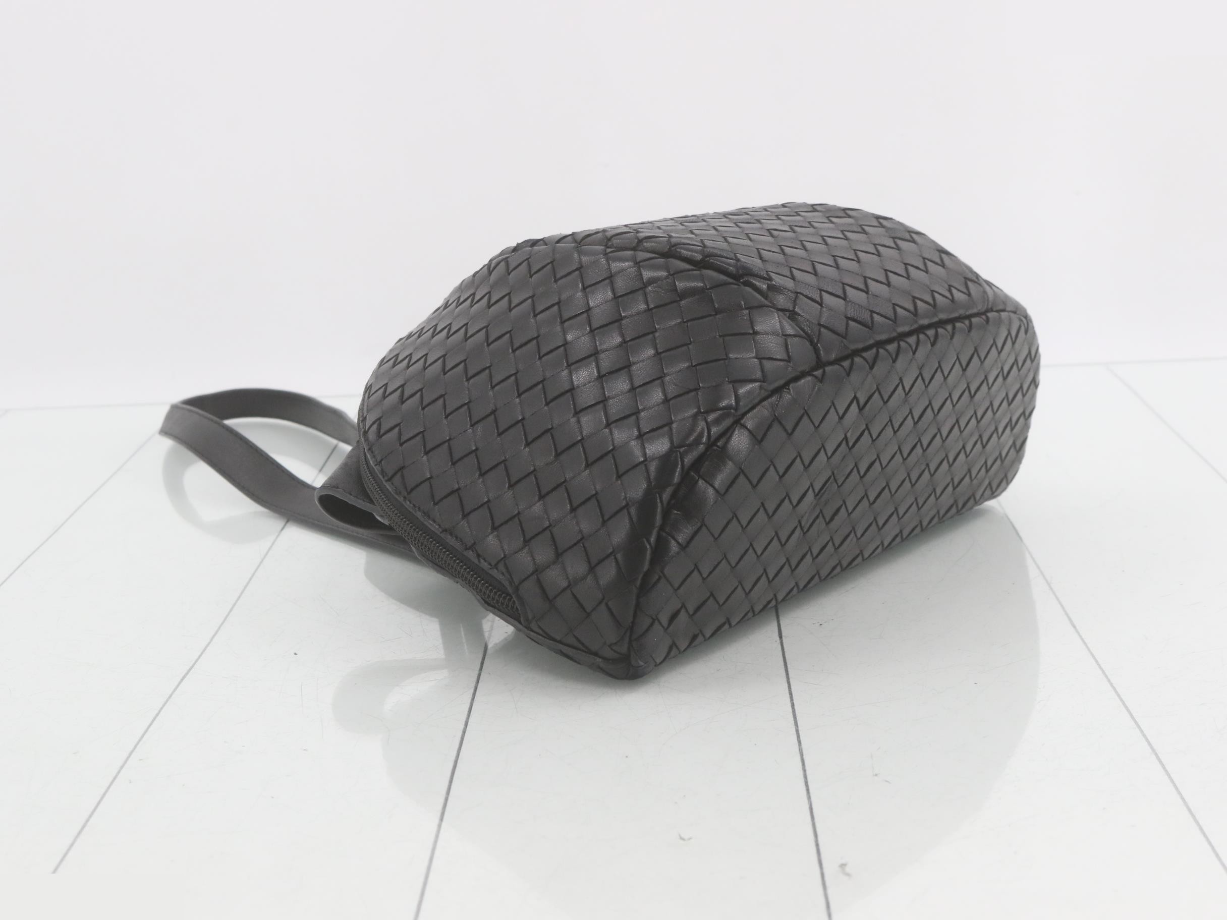 Intrecciato Leather Shoulder Bag, Black — view 5