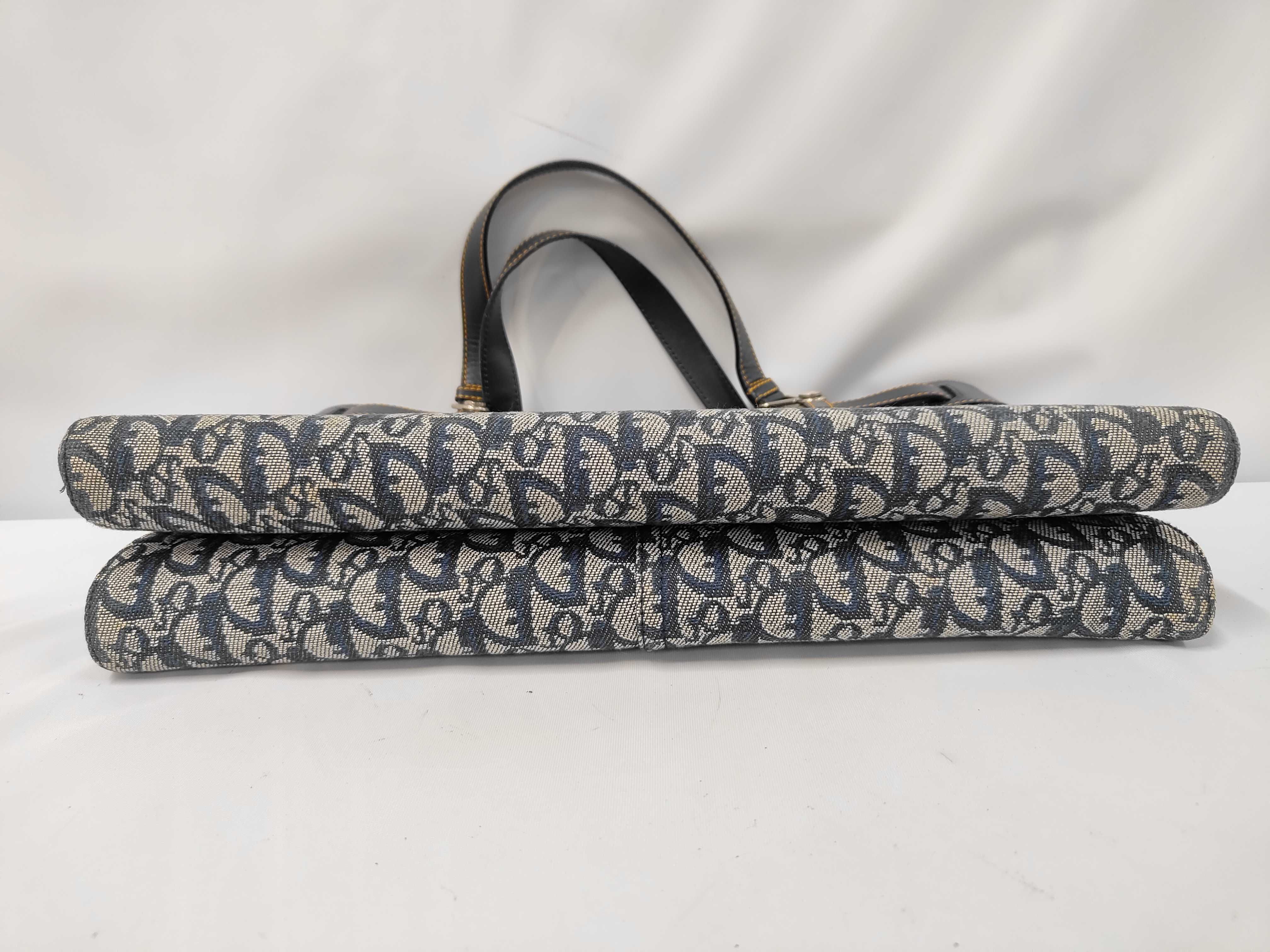 Trotter Handbag — view 3