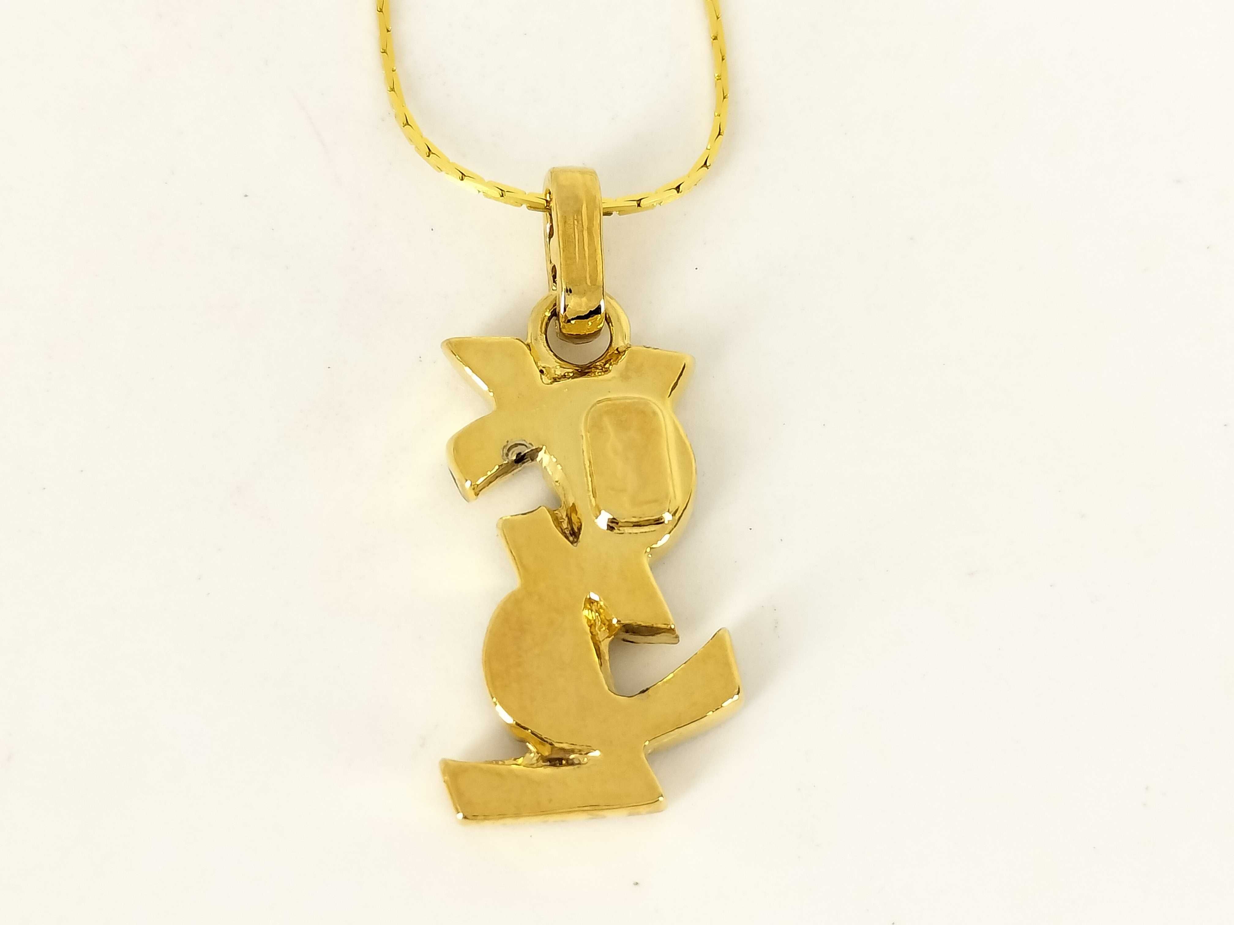 Necklace — view 2